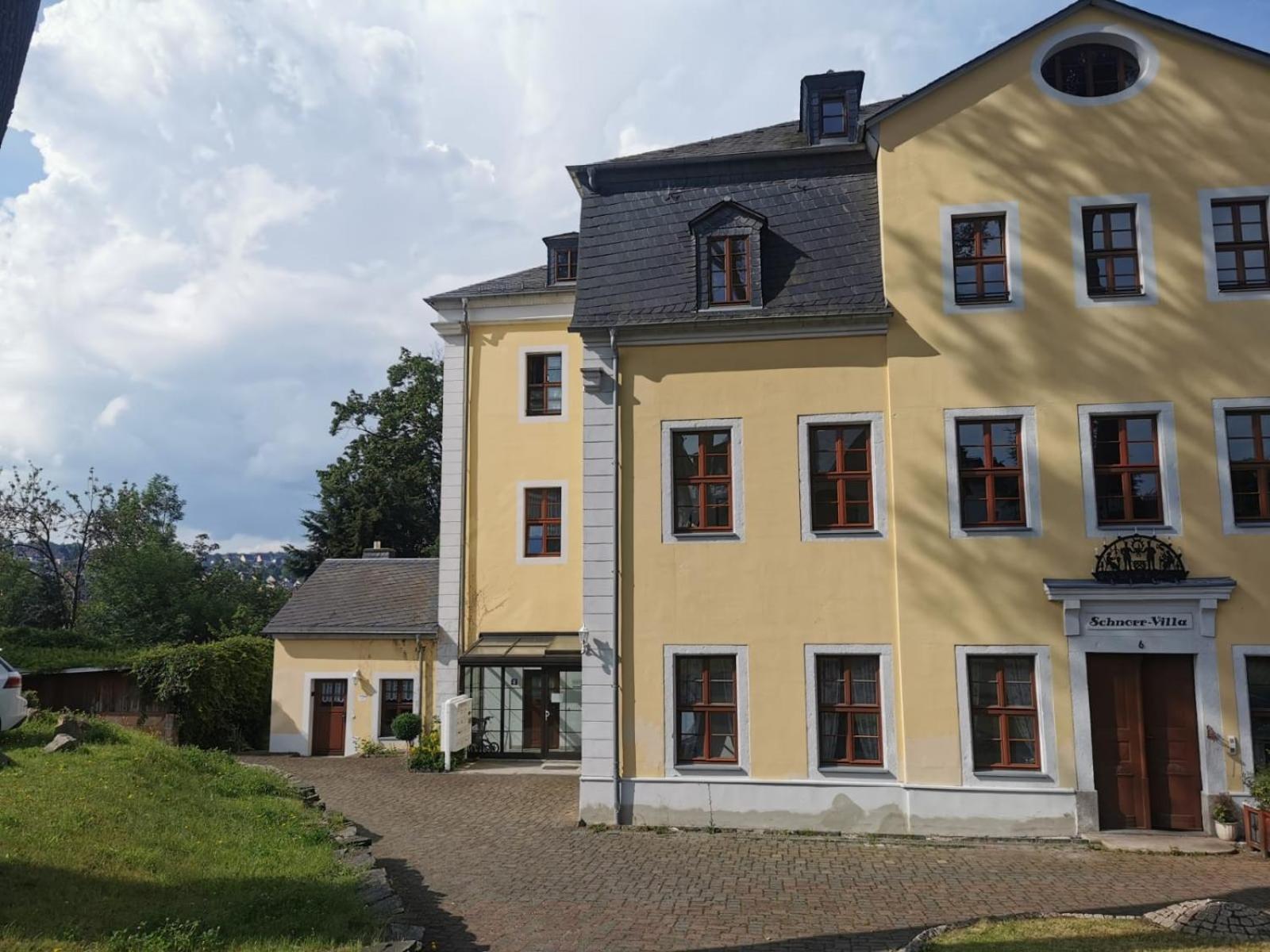 Schnorr-Villa
