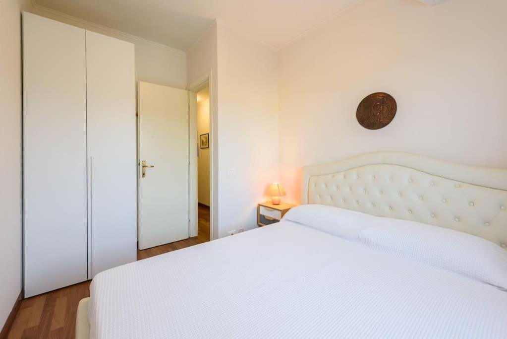 Royal Sea View Private Parking photo 2