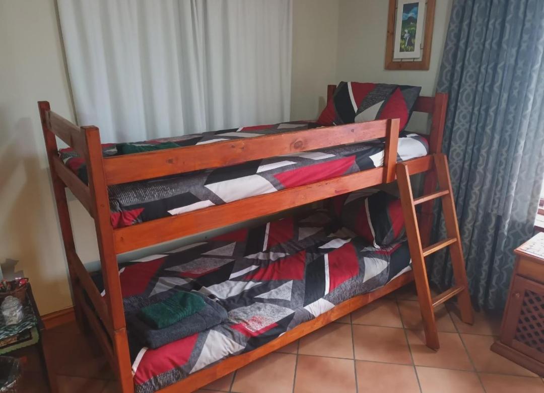 Hermanus AT HOME