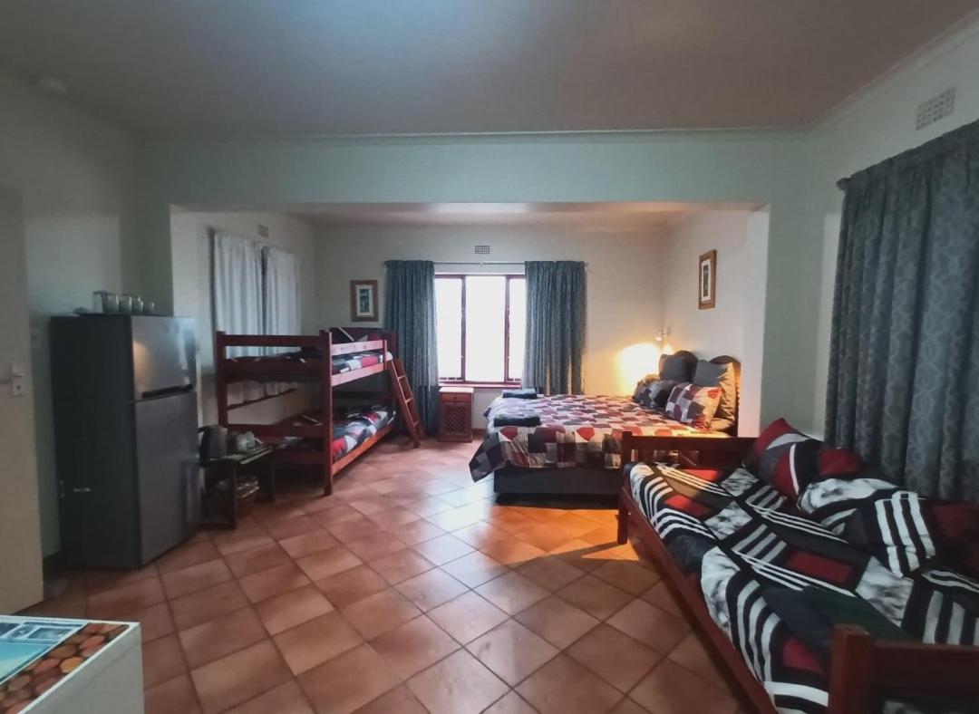 Hermanus AT HOME