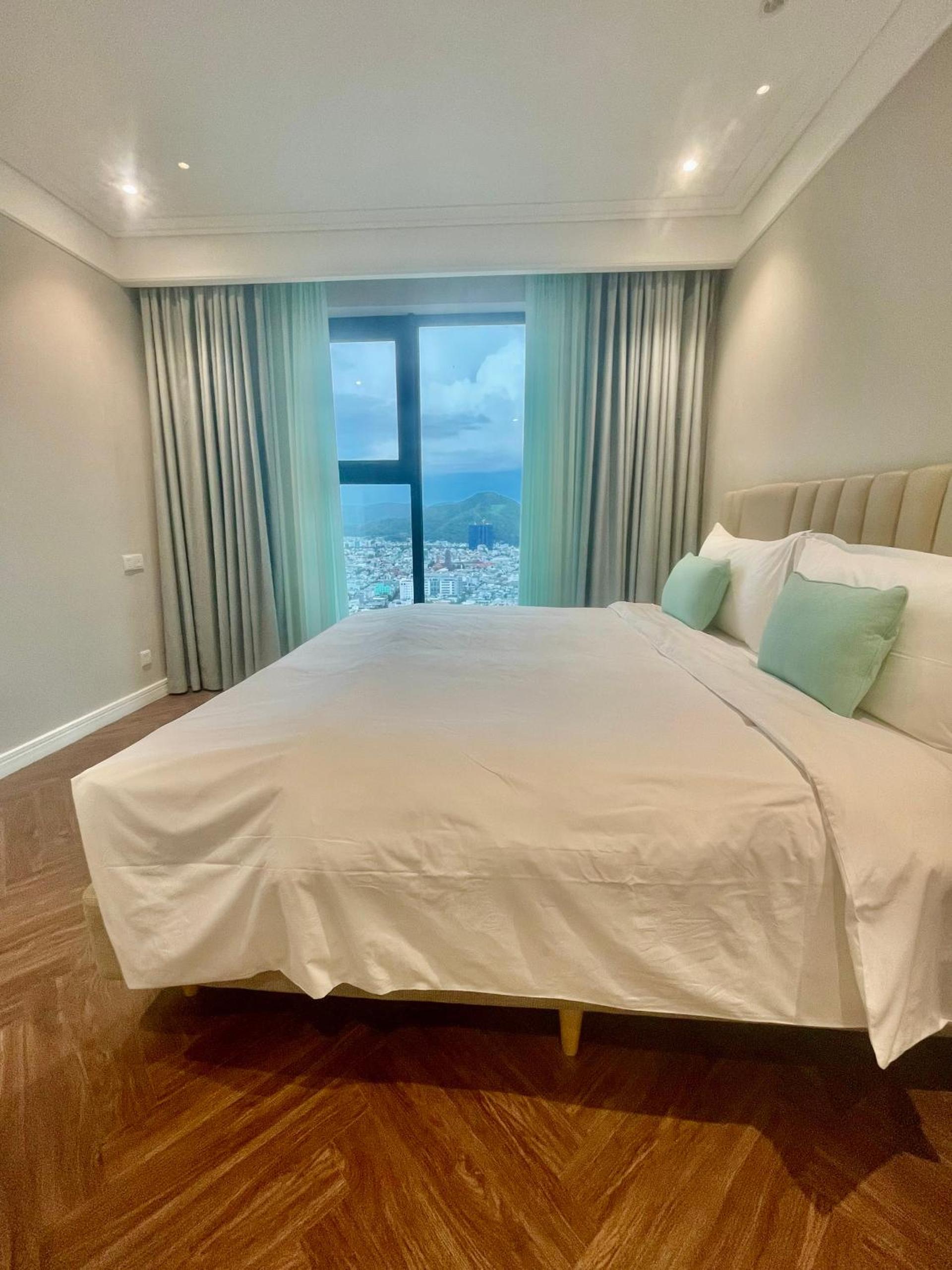 Altara Residences Quy Nhơn - An Nhiên Homestay view 2