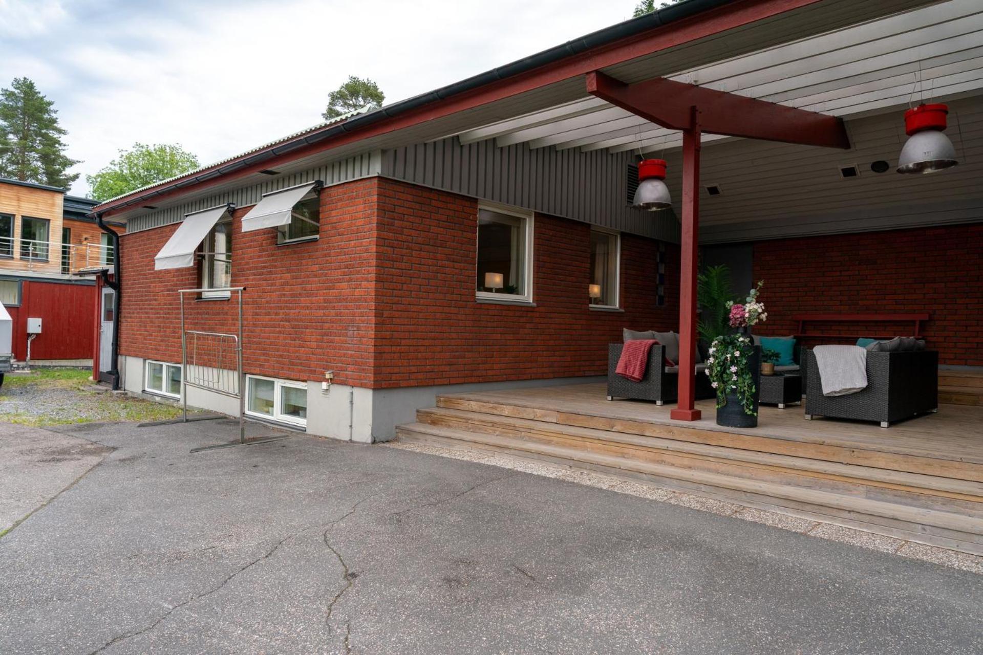 Photo 16