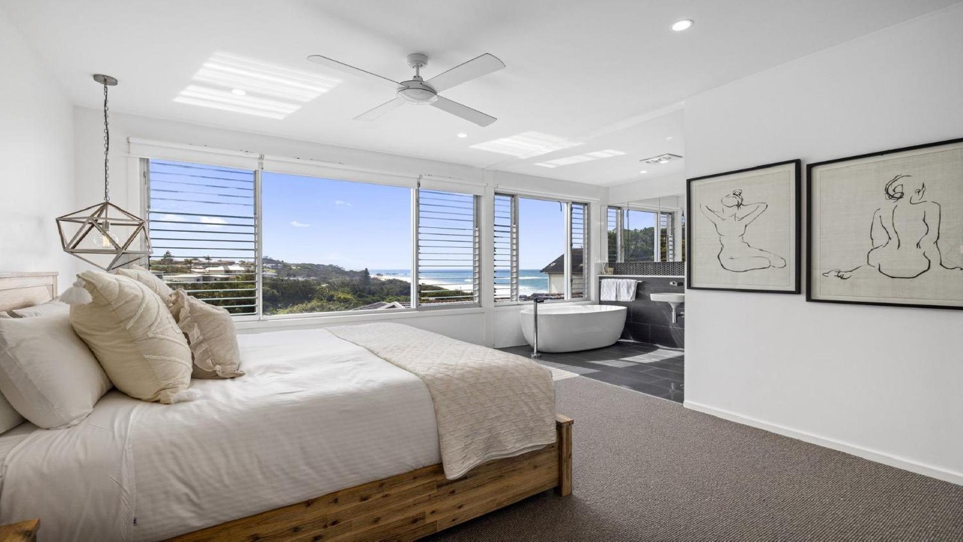 Northern Exposure - Pool, Path to Beach, Sleeps 10