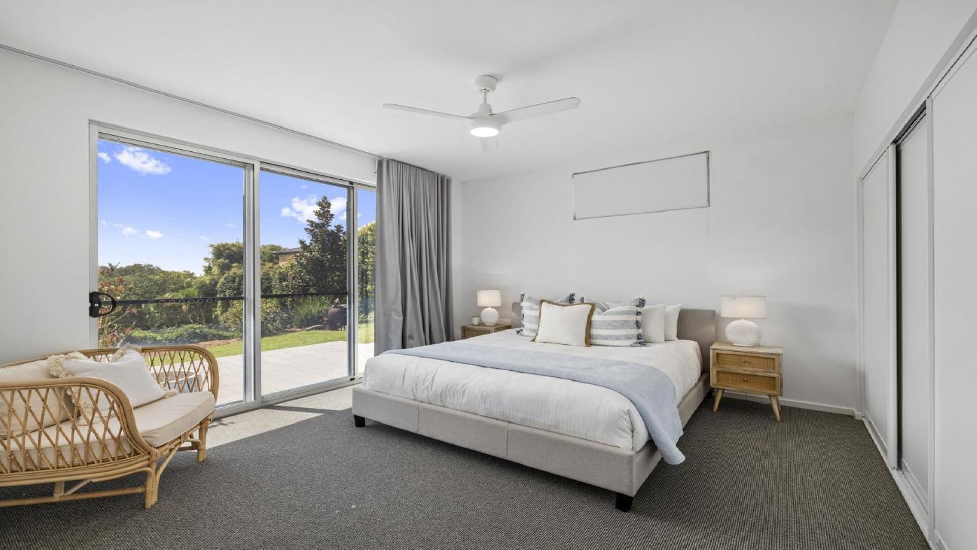 Northern Exposure - Pool, Path to Beach, Sleeps 10