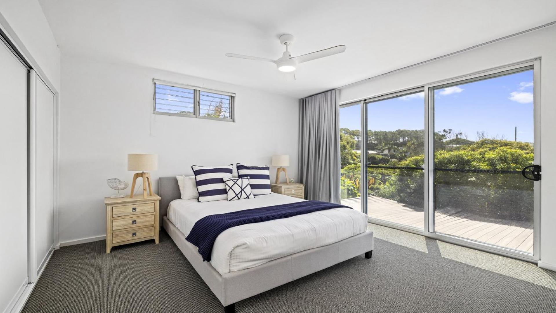 Northern Exposure - Pool, Path to Beach, Sleeps 10