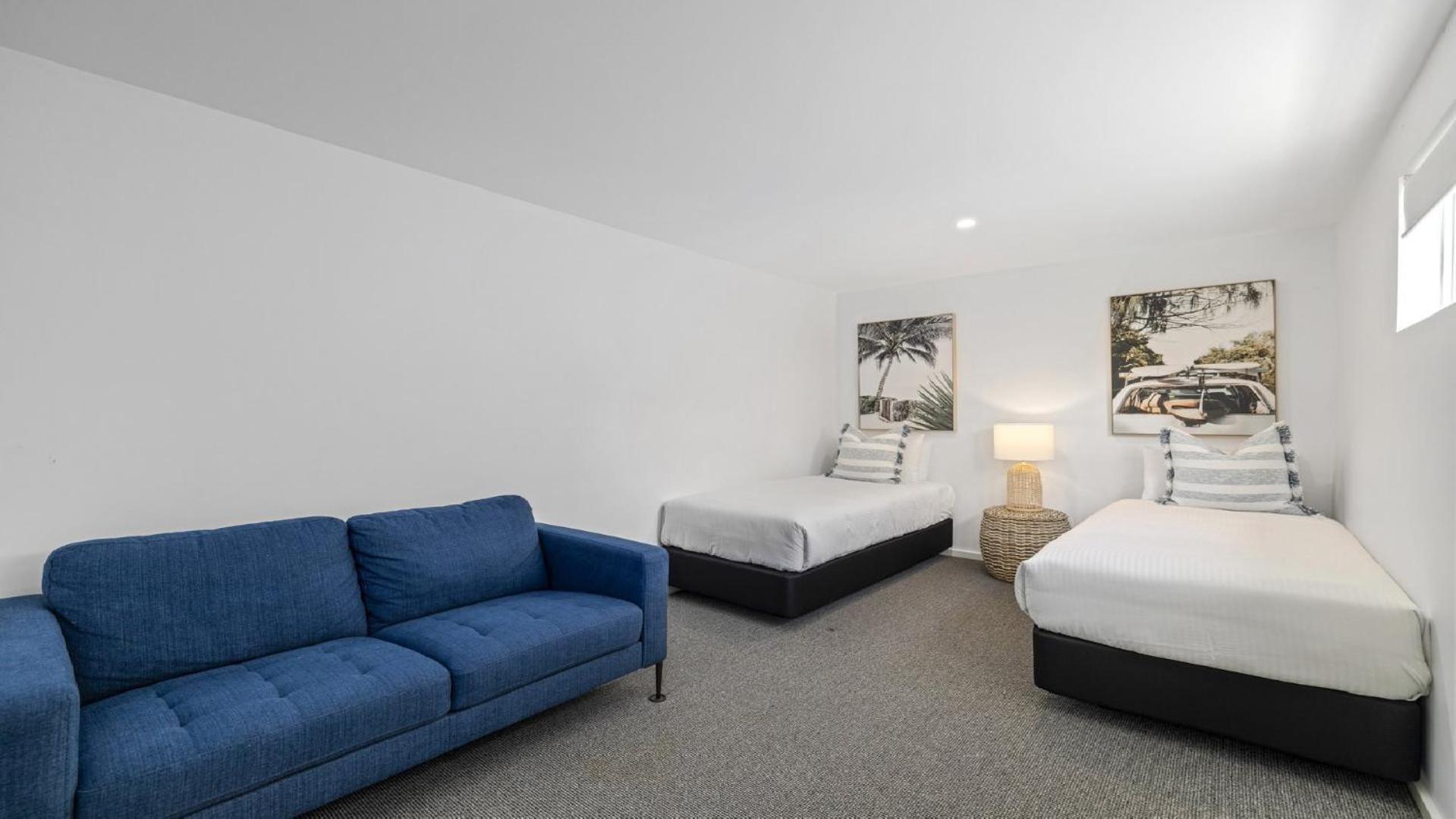 Northern Exposure - Pool, Path to Beach, Sleeps 10