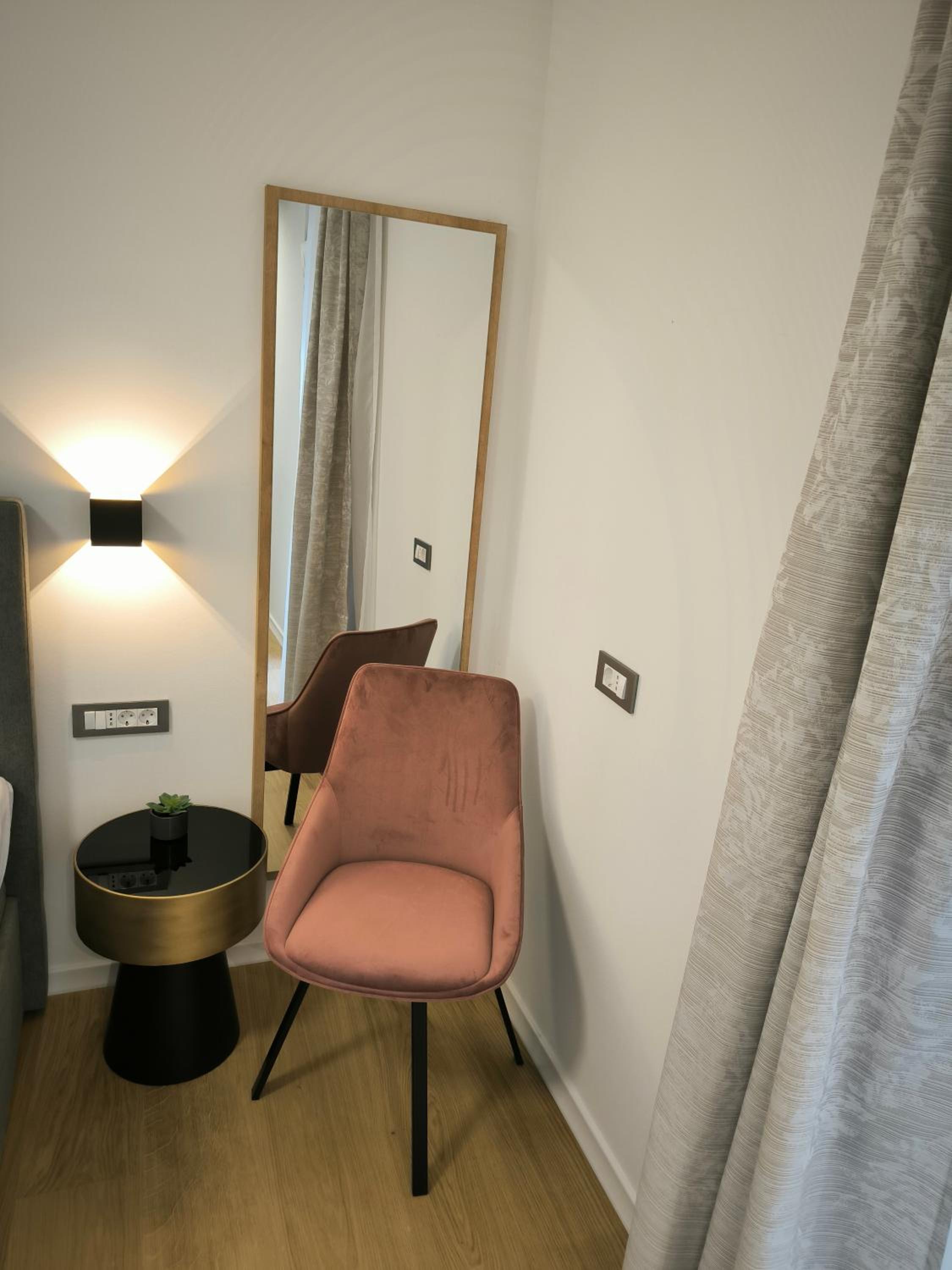 Luxury Apartments Marina View