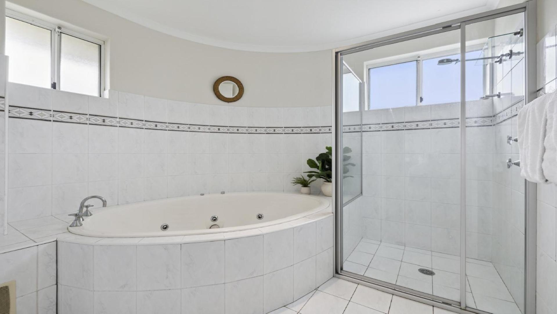 Ballantrae 8 - Walk To Beach & Cafes Sawtell Village