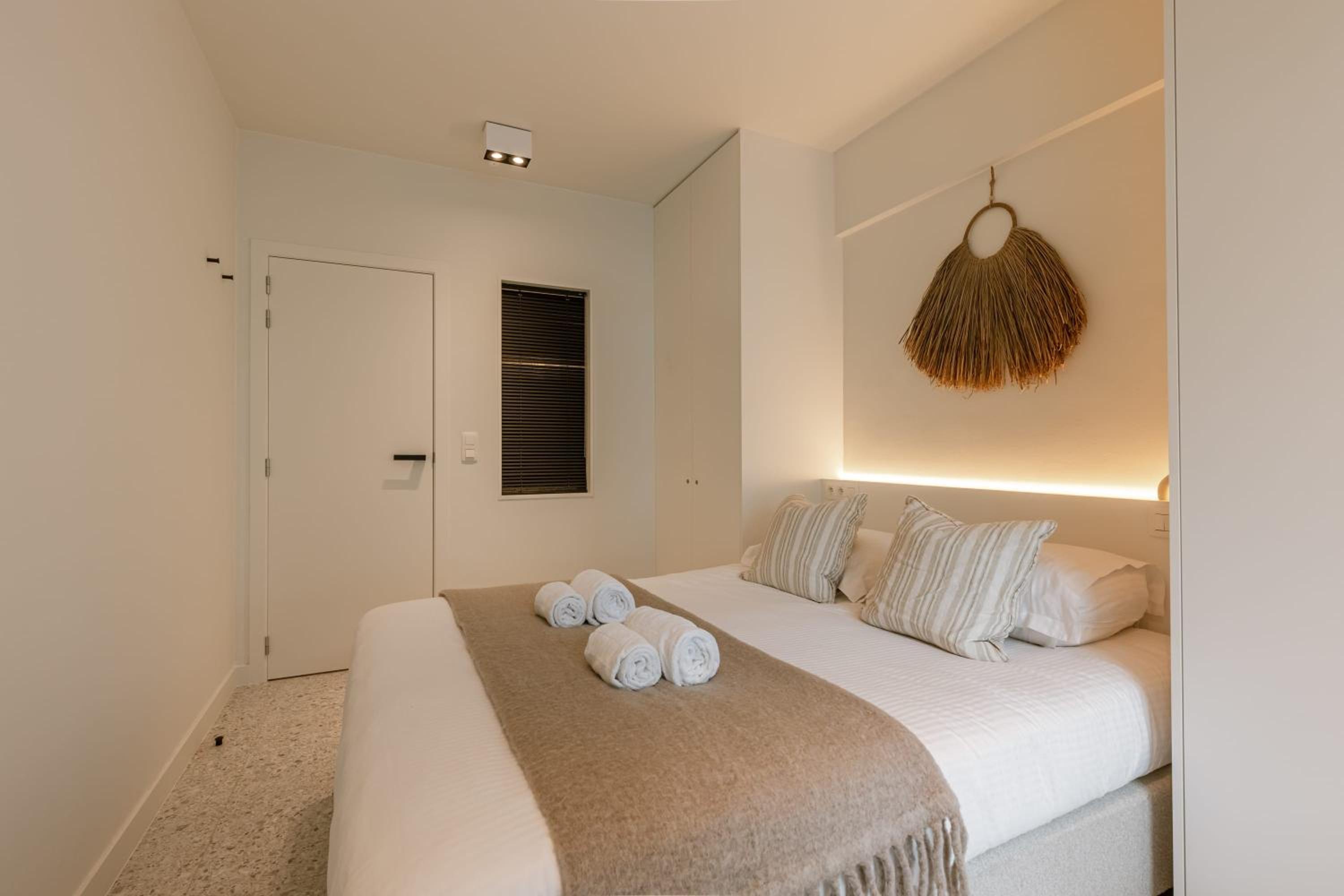 Elegant and stylish retreat with sea view