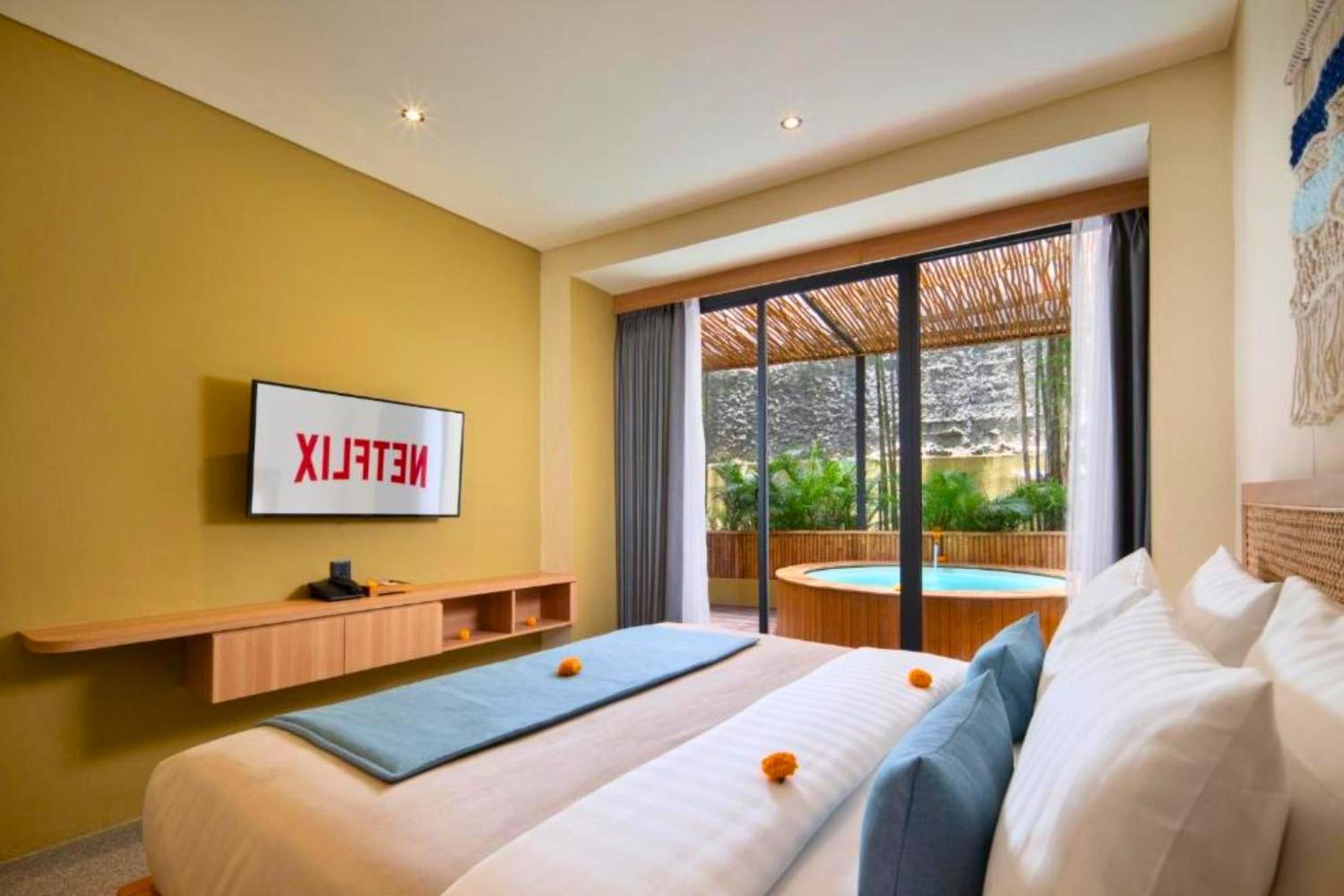 Fulmala 1 BR Suite Plunge Pool ZN161