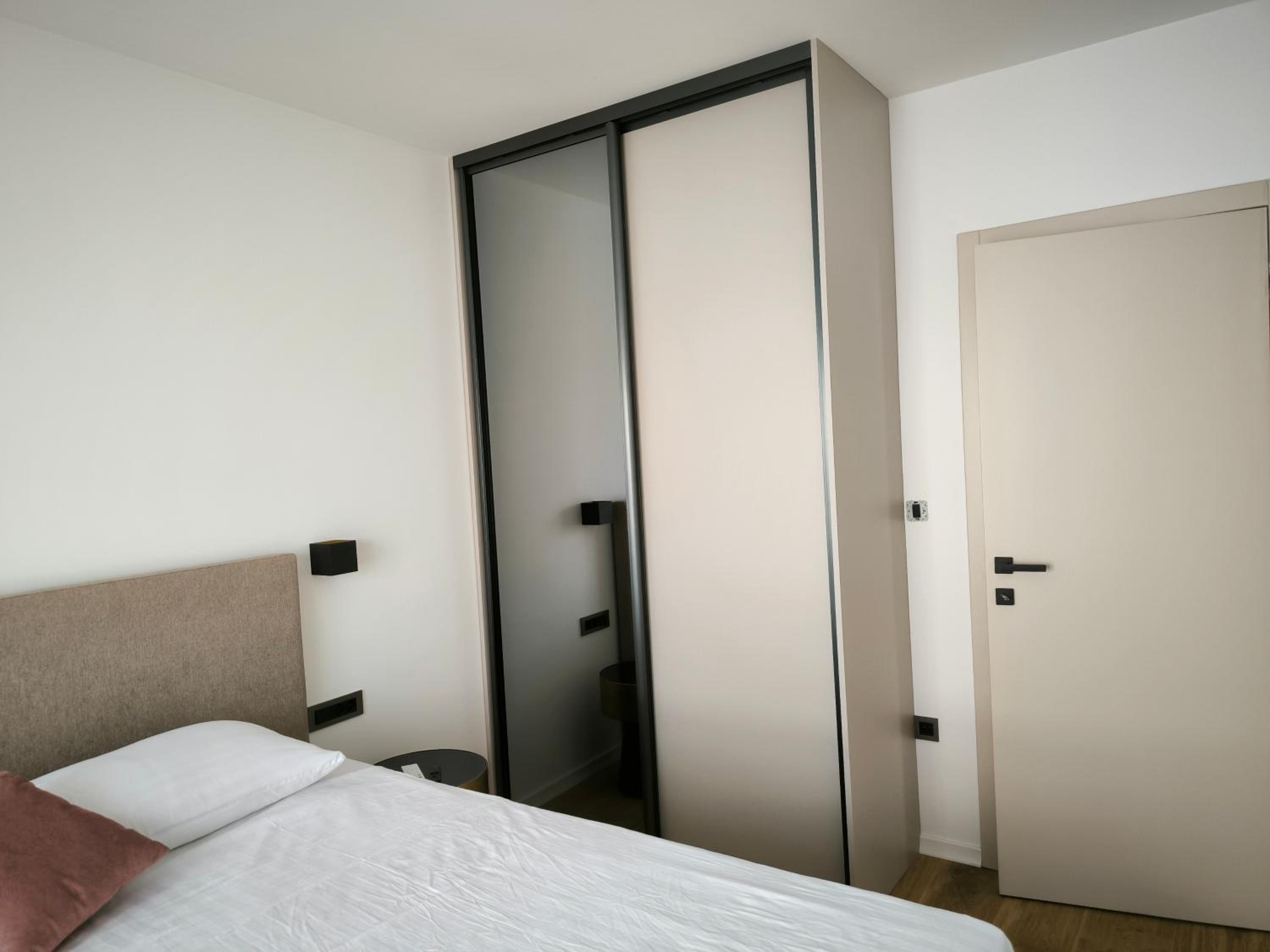 Luxury Apartments Marina View
