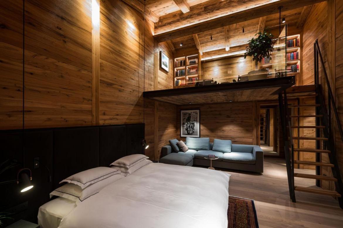 Arula Chalet 1