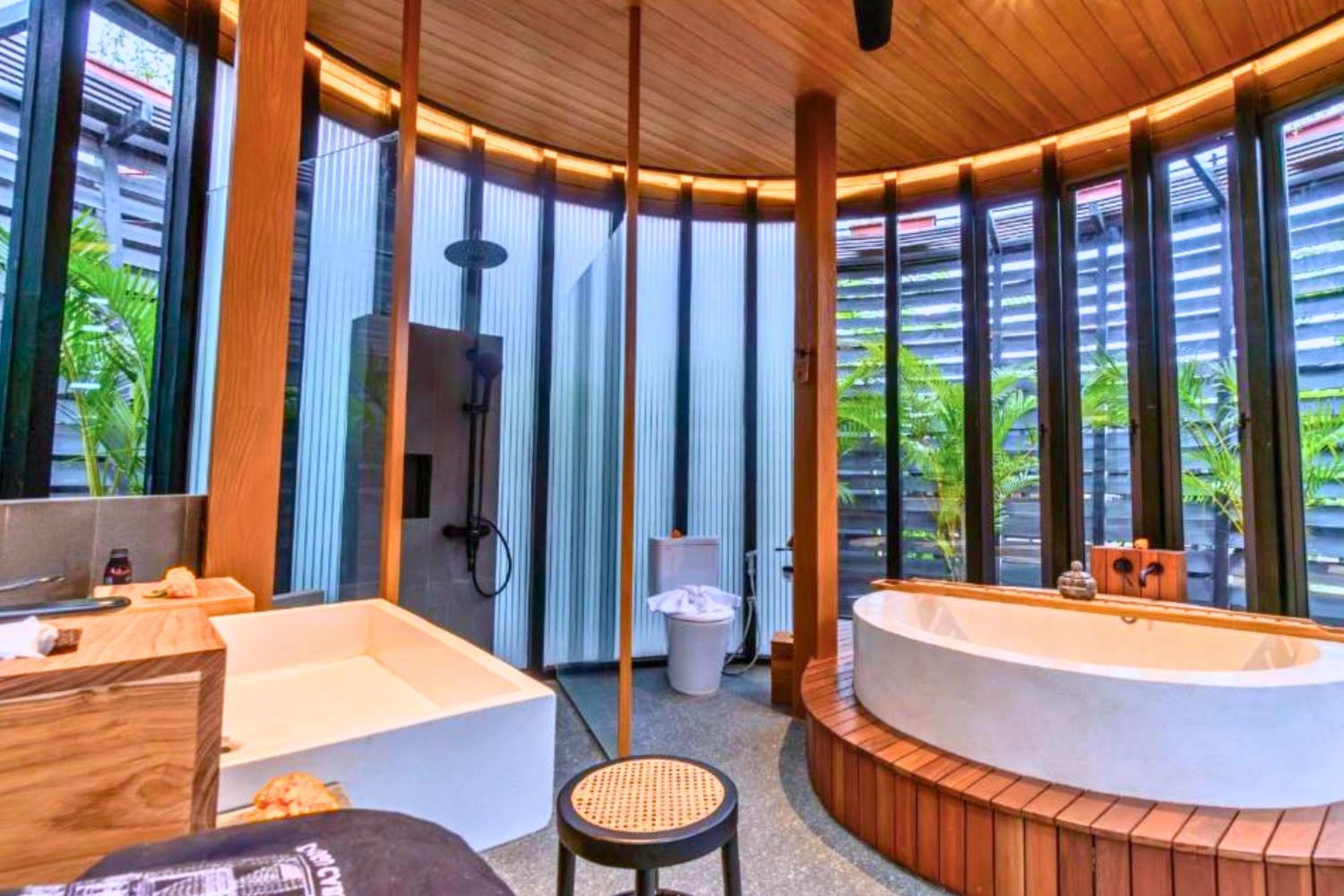 Lelina 1 BR Ocean View JU61 view 2