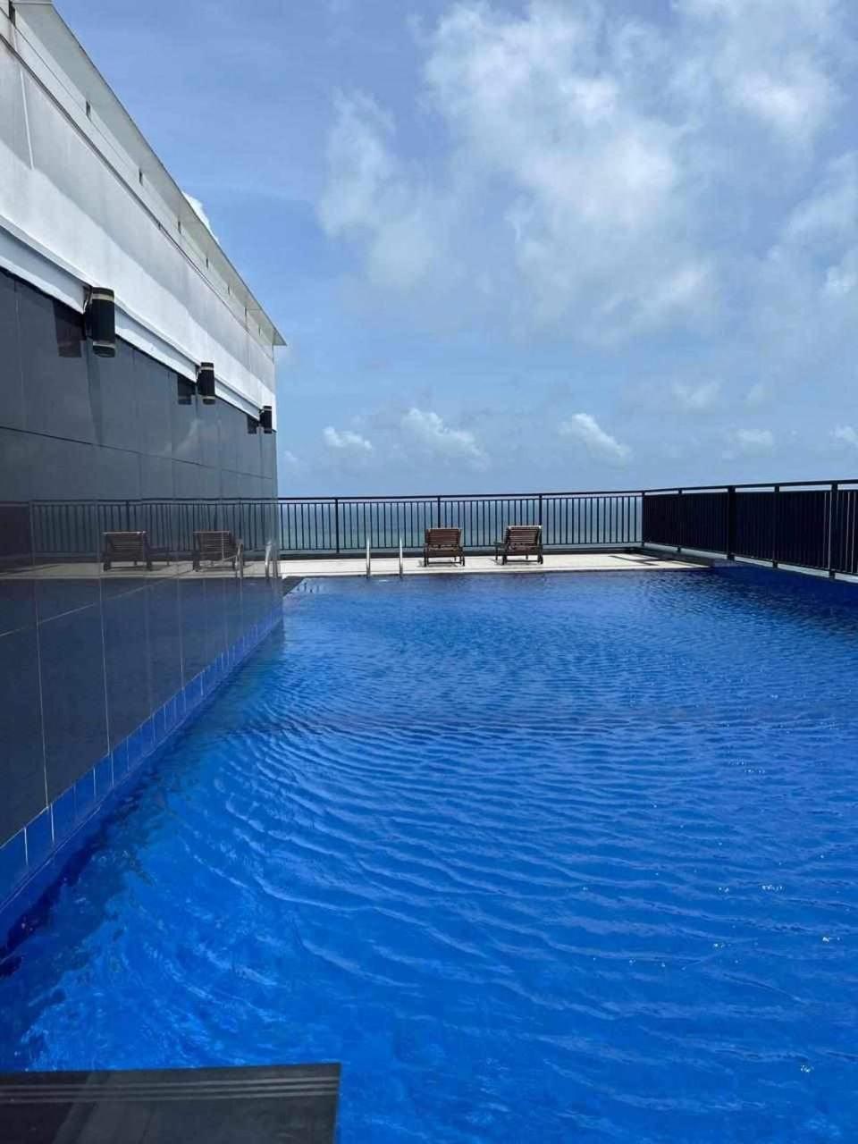 Paradise in Mount Lavinia view 2
