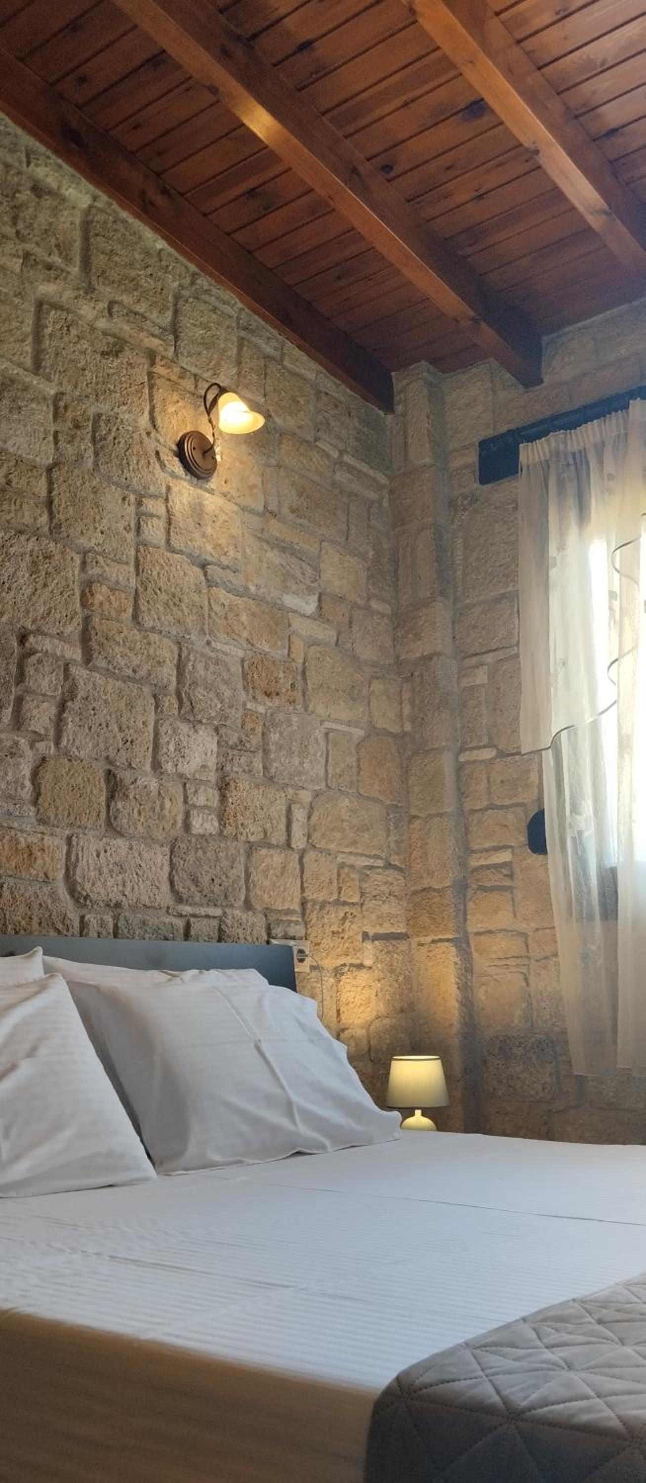 Rodiola House
