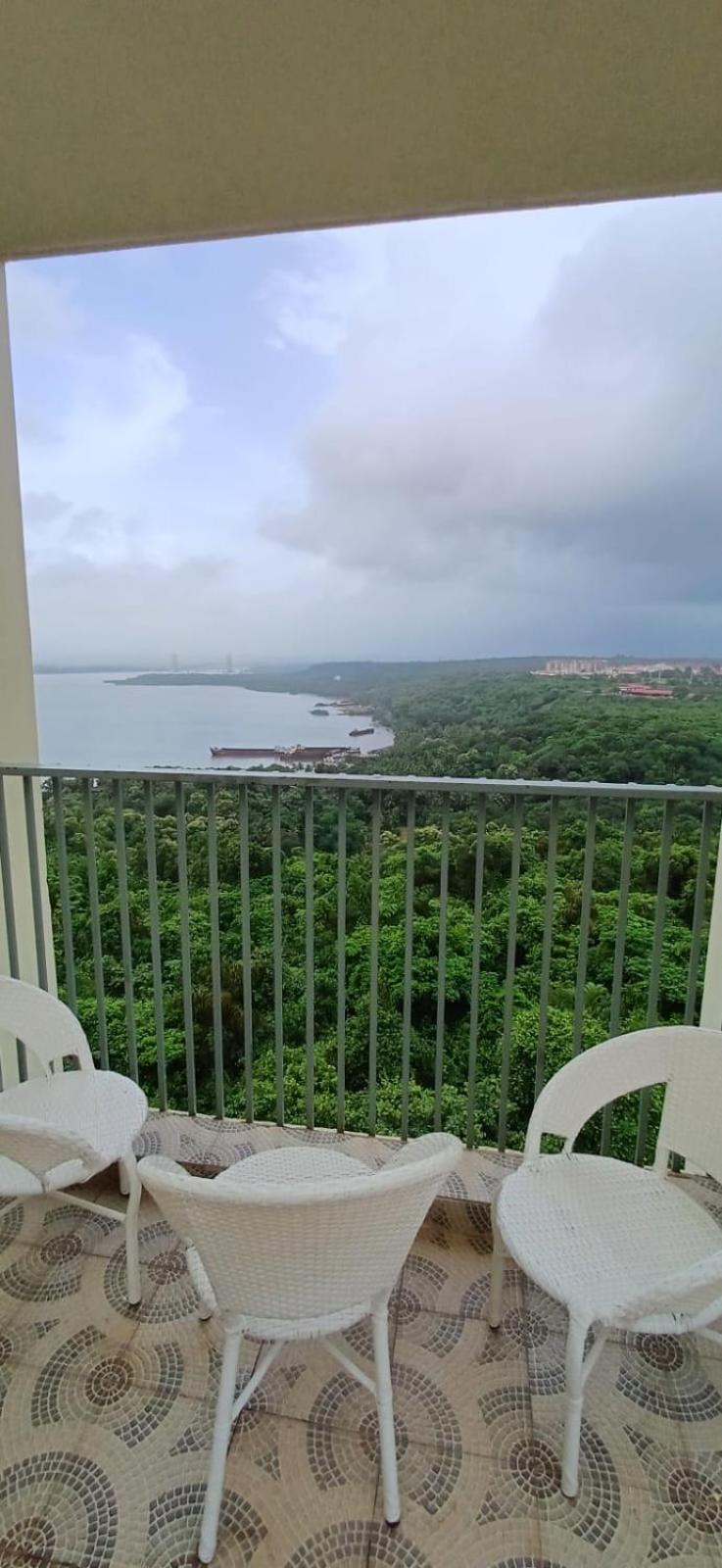 Good Stay 2BHK Pool apartment 10 mins from dabolim airport Goa 102 view 3