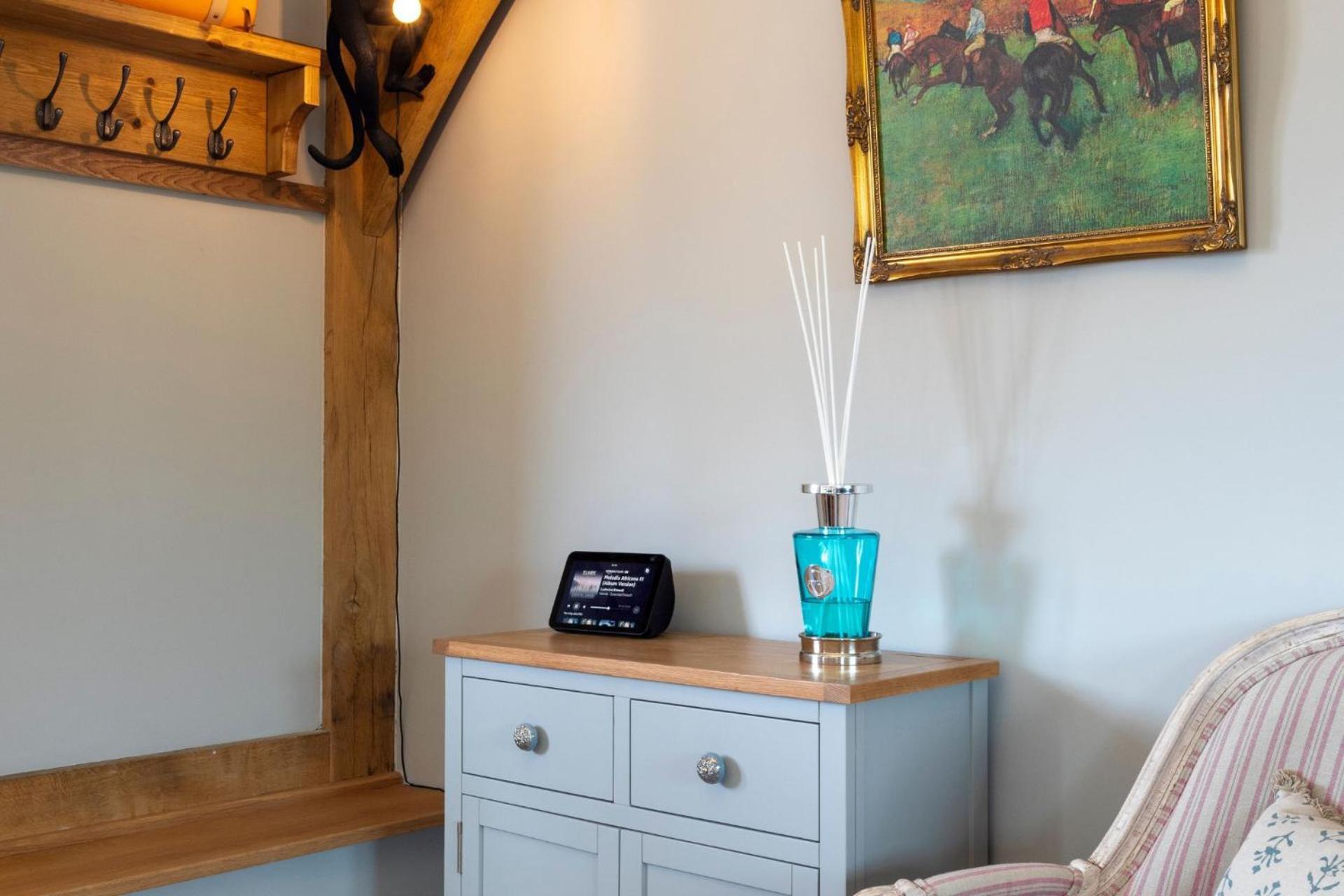The Lodge at Leigh view 4