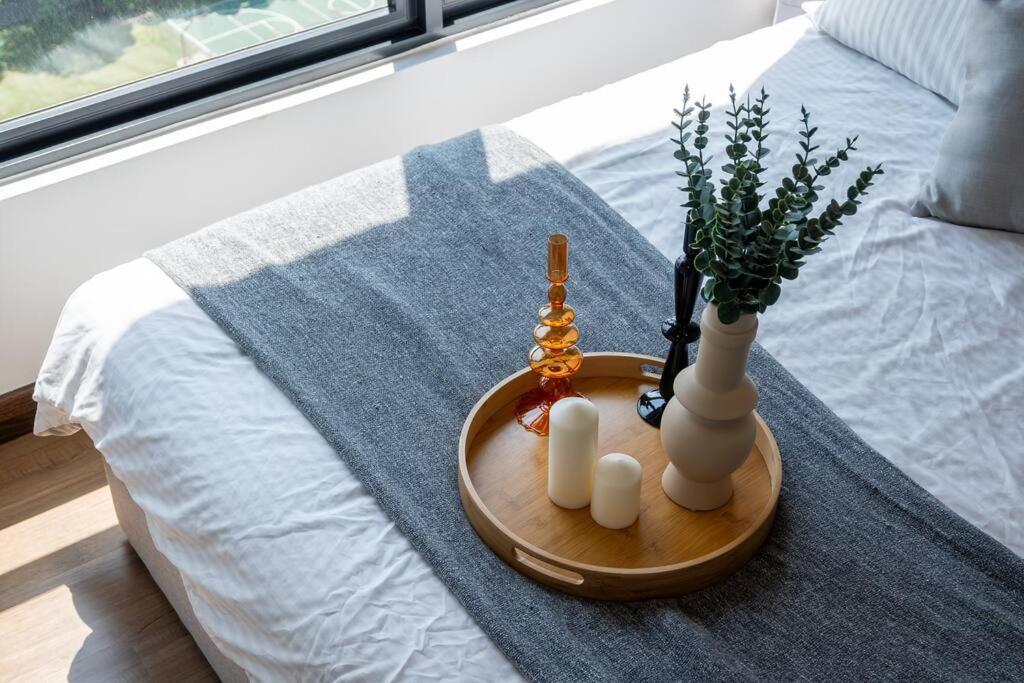 Modern Design 2BR Astoria