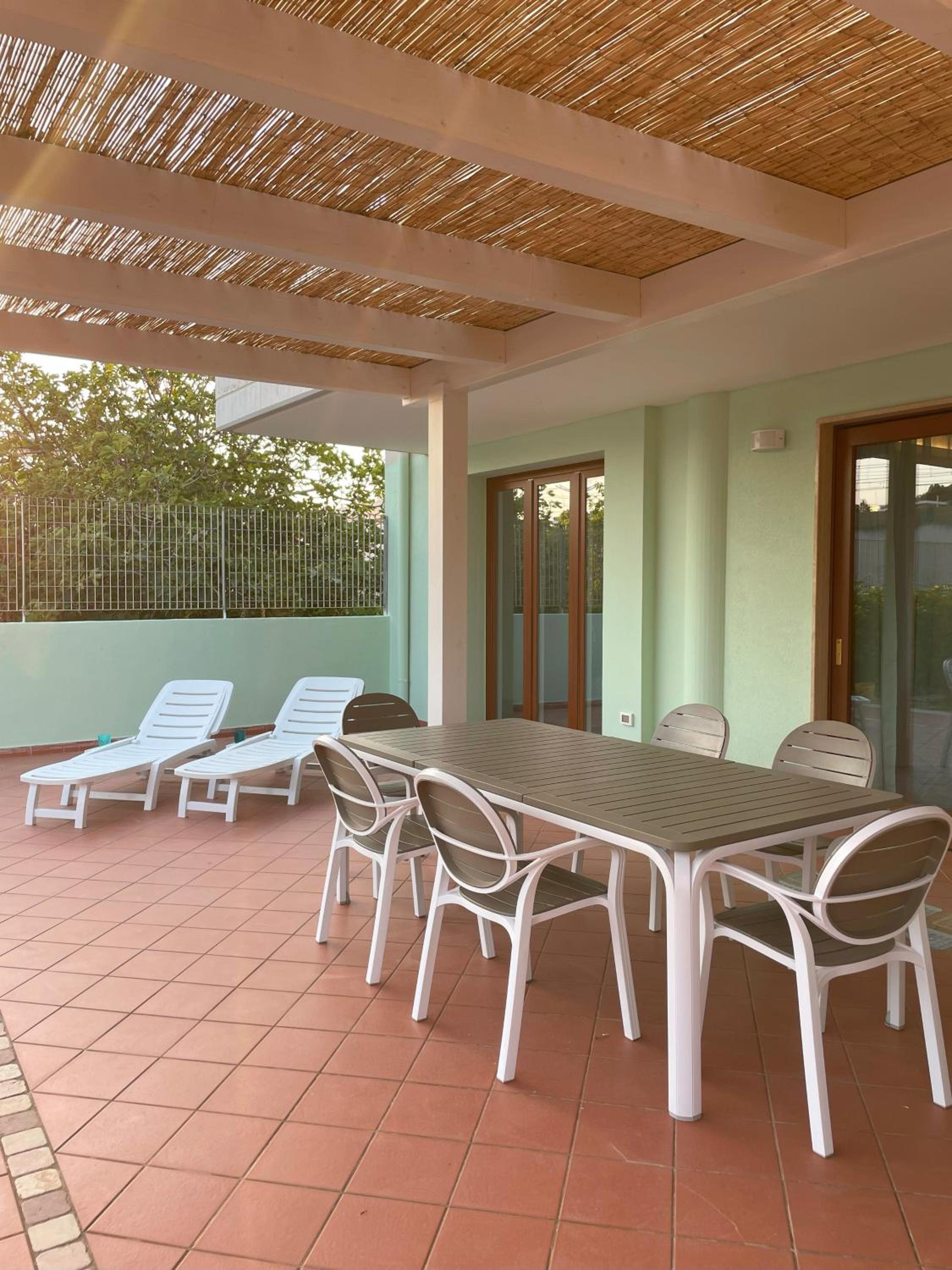 AQUAGARDEN Short Lets