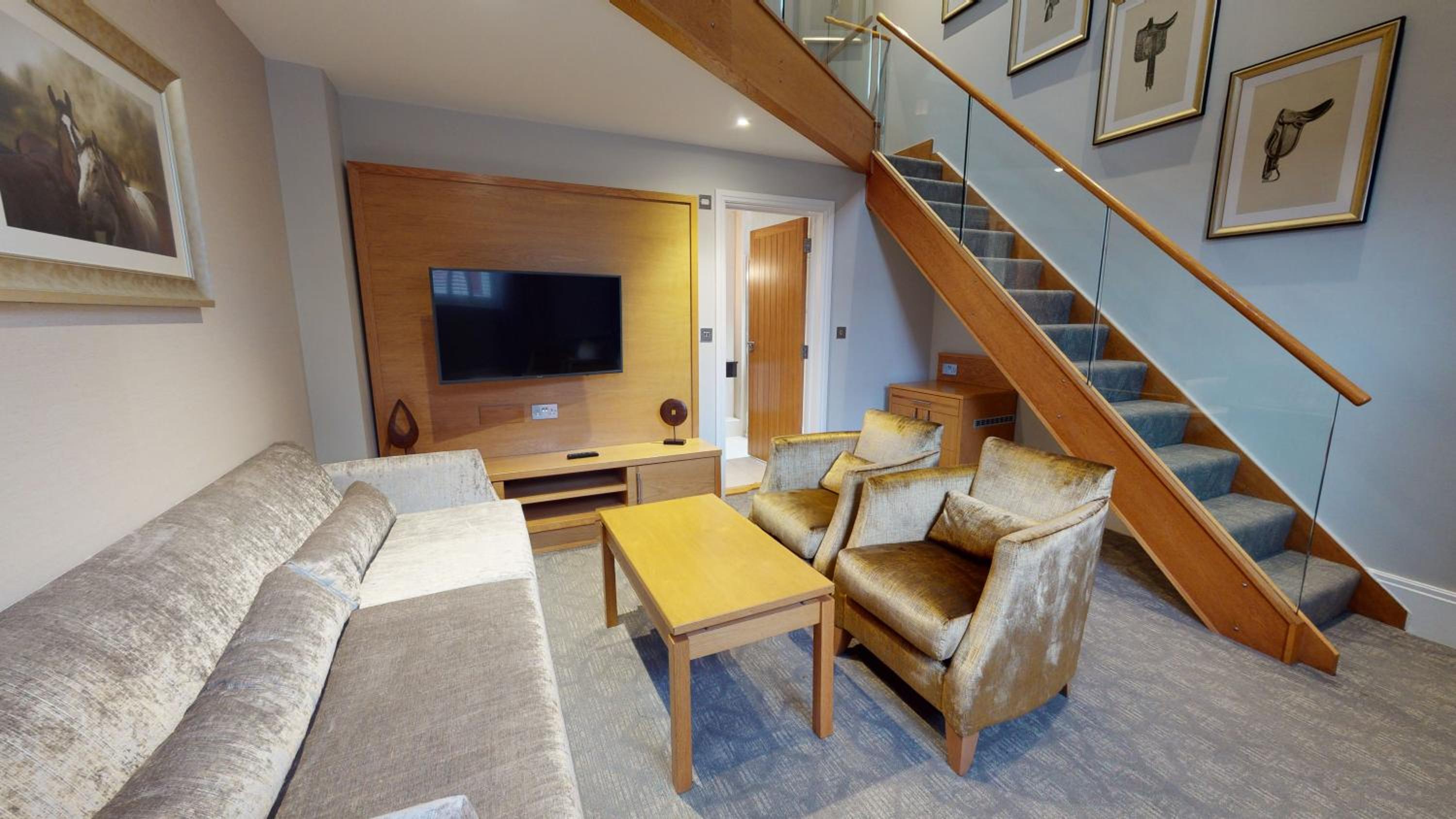 Basingstoke Vacations - Oakley Hall Hotel - Property Image 12