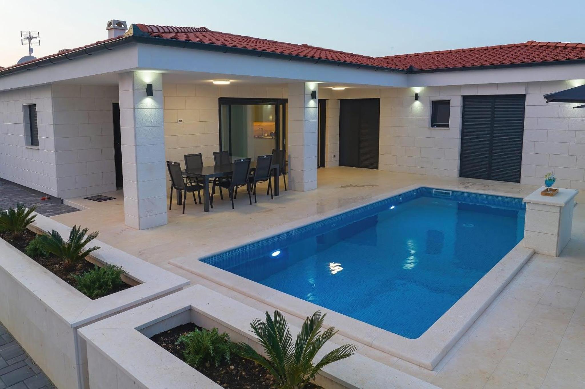 Luxury Villa Mariva with heated pool view 3