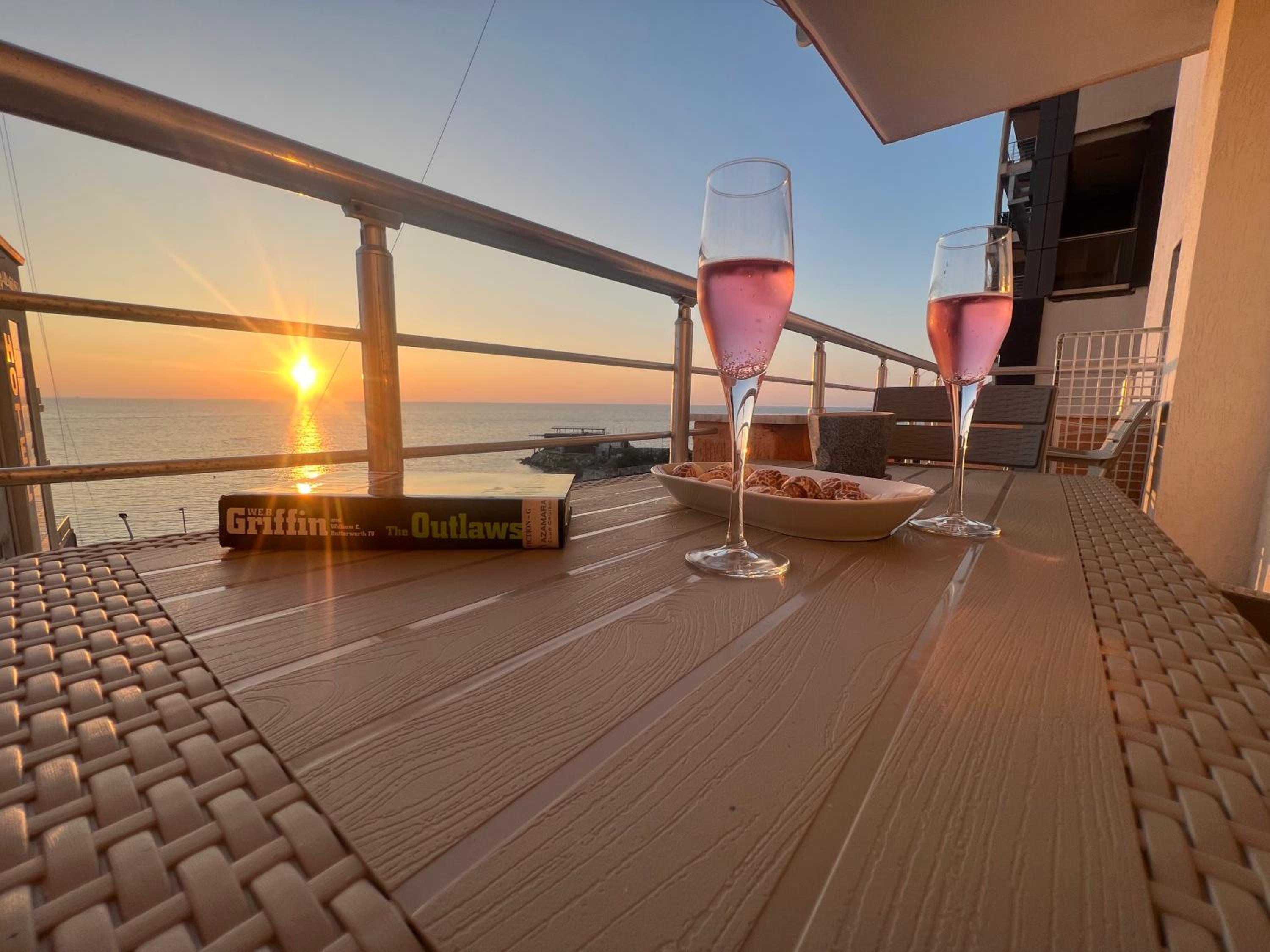 Sea view with Jacuzzi