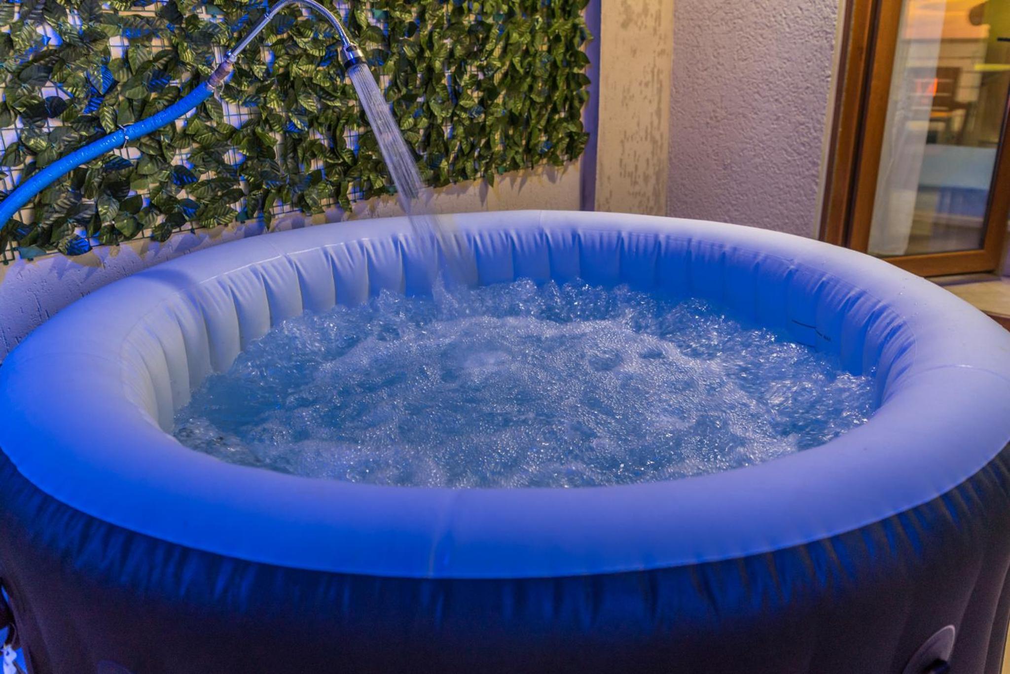 Sea view with Jacuzzi