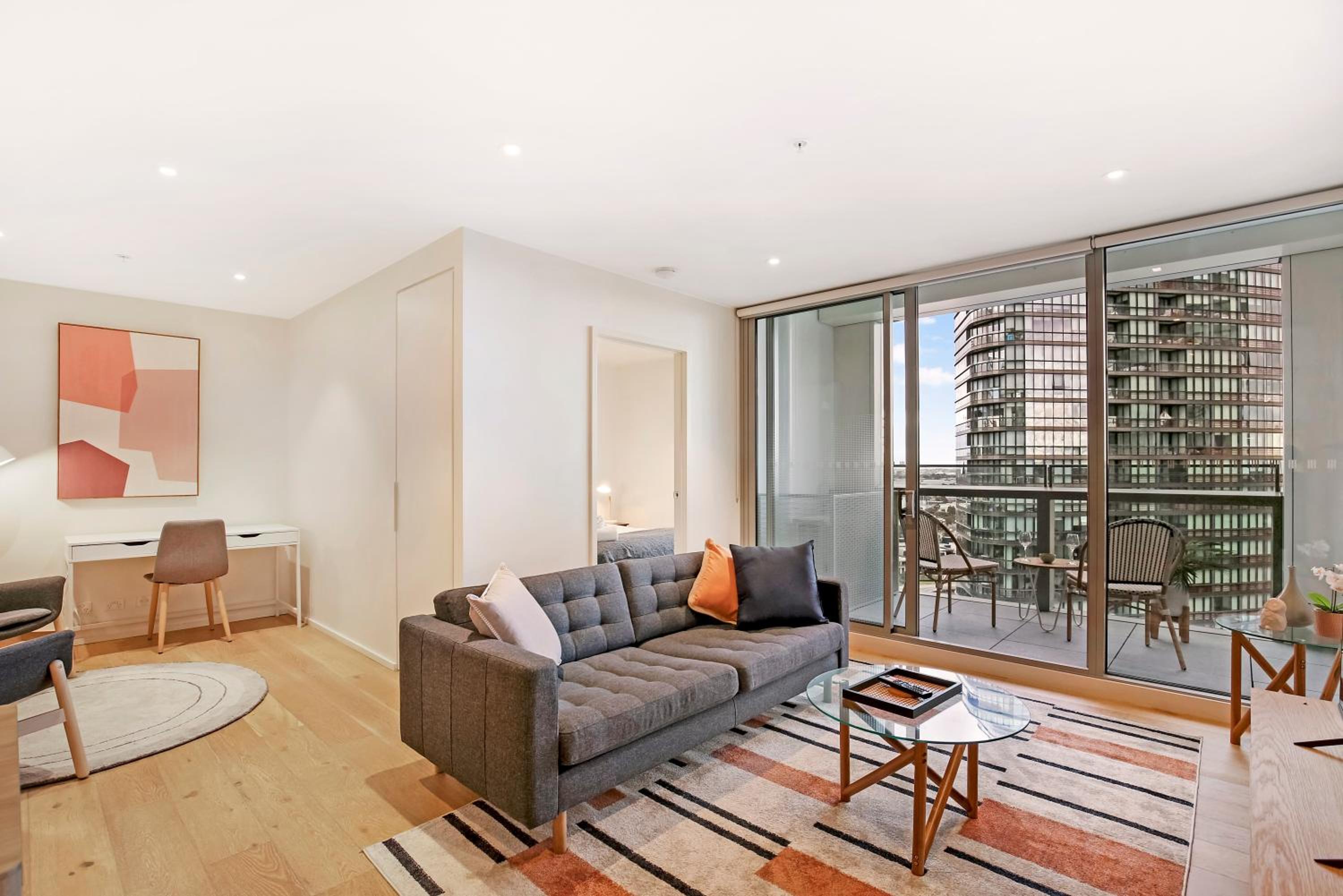 Astra Apartments Docklands