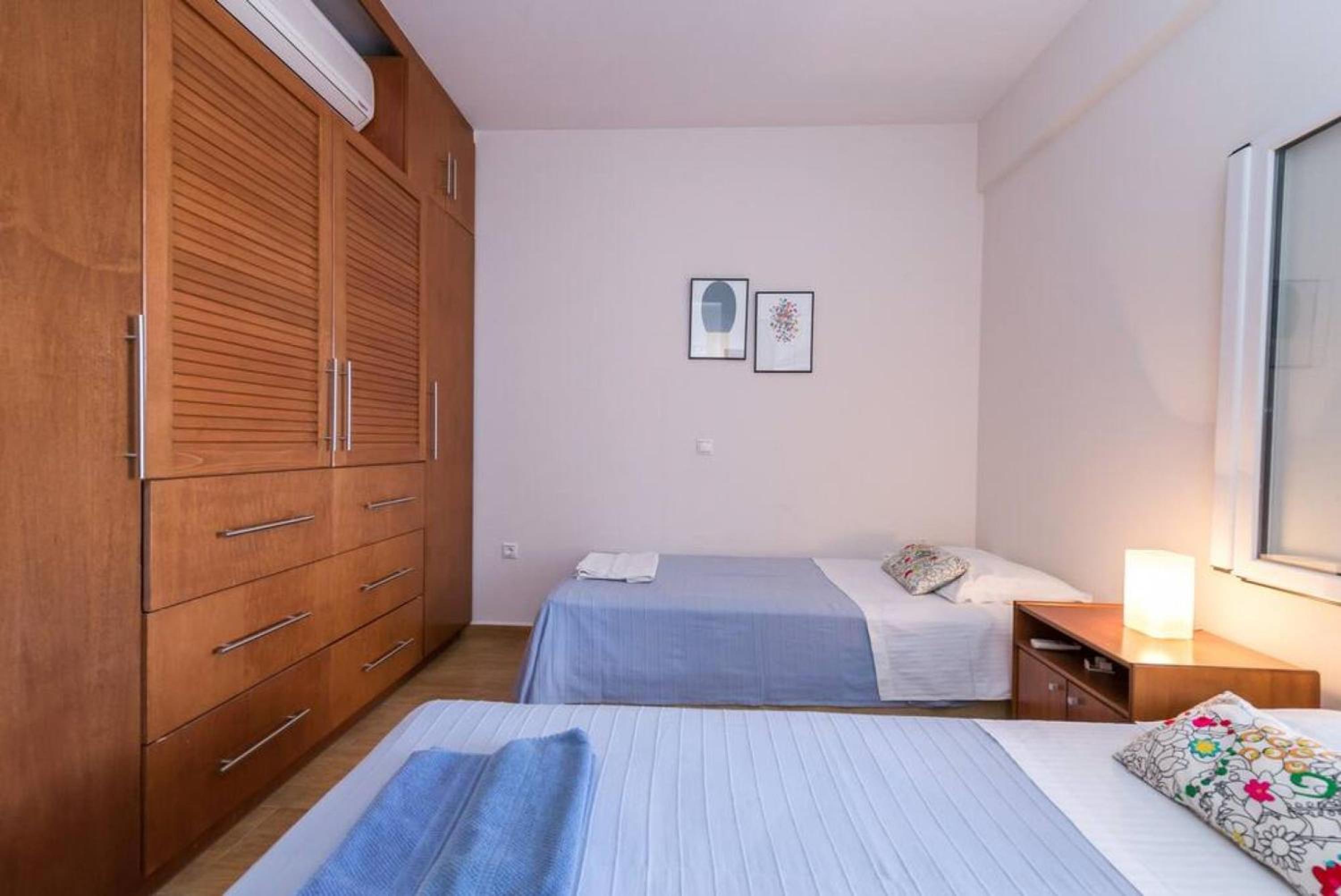 Agia Efimia seaside 2br apartment