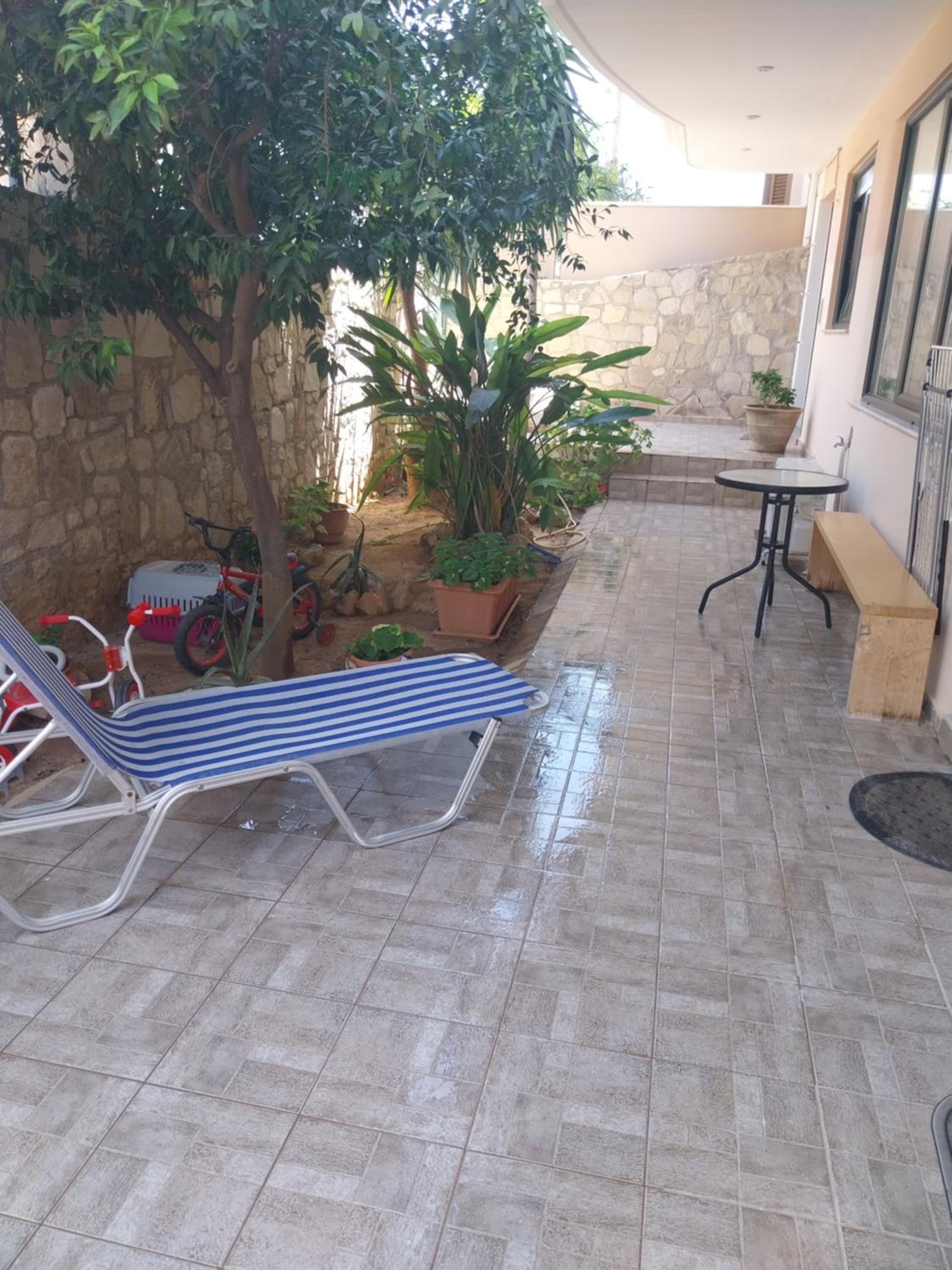 Folia Apartment
