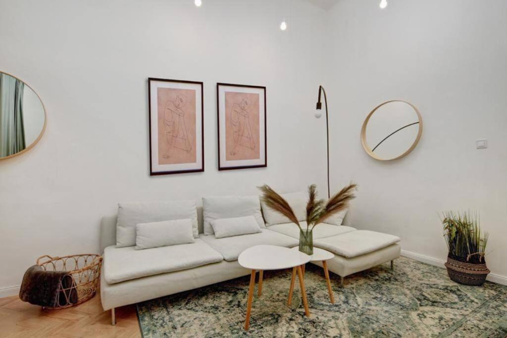 Lovely 3 bedrooms apartment in the Jewish quarter view 3