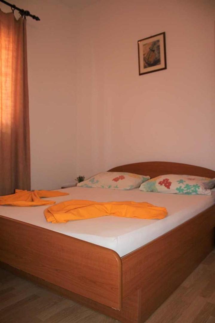 Apartments Pidi