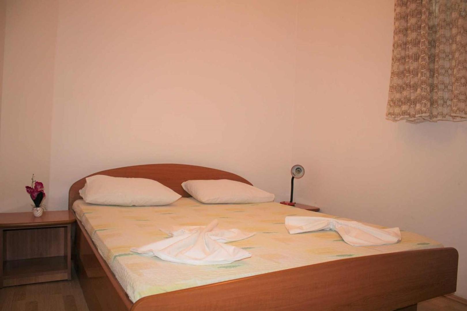 Apartments Pidi