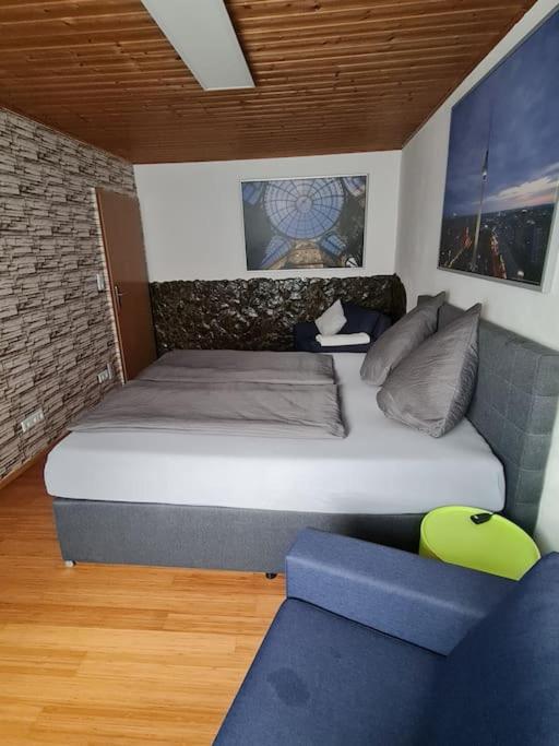 Große Wohnung in KO-Pfaffendorf nahe dem Rhein