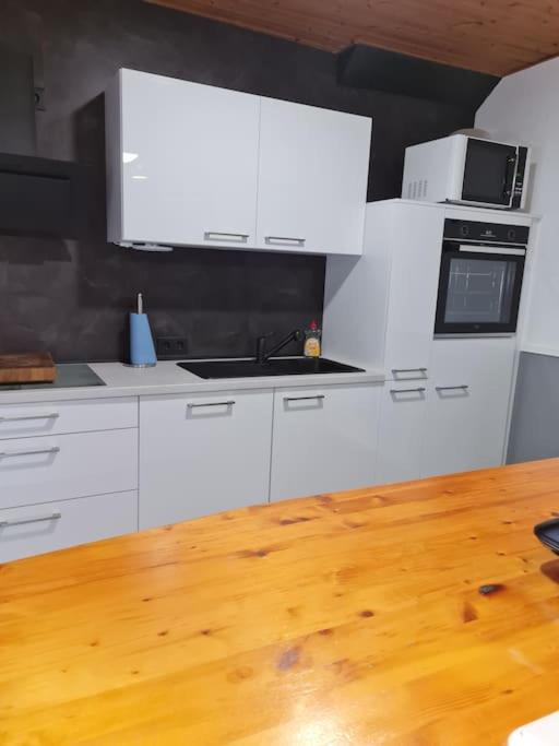 Große Wohnung in KO-Pfaffendorf nahe dem Rhein