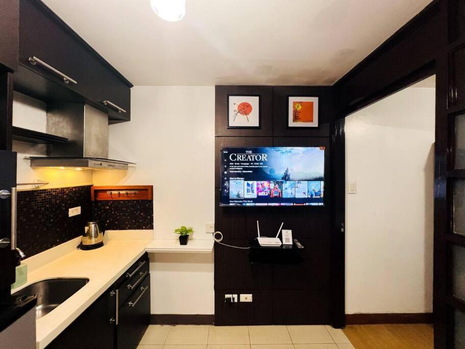 1BR Condotel Ridgewood Towers Taguig City #RW12 view 2