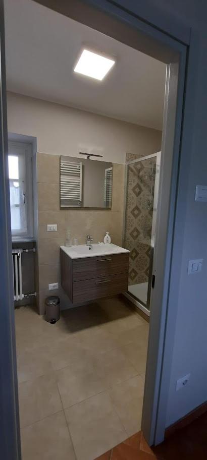 Cà Trifolera Barbaresco - Apartament nelle Langhe - ROMANTICO CASCINALE NEI VIGNETI CON CANTINA view 3