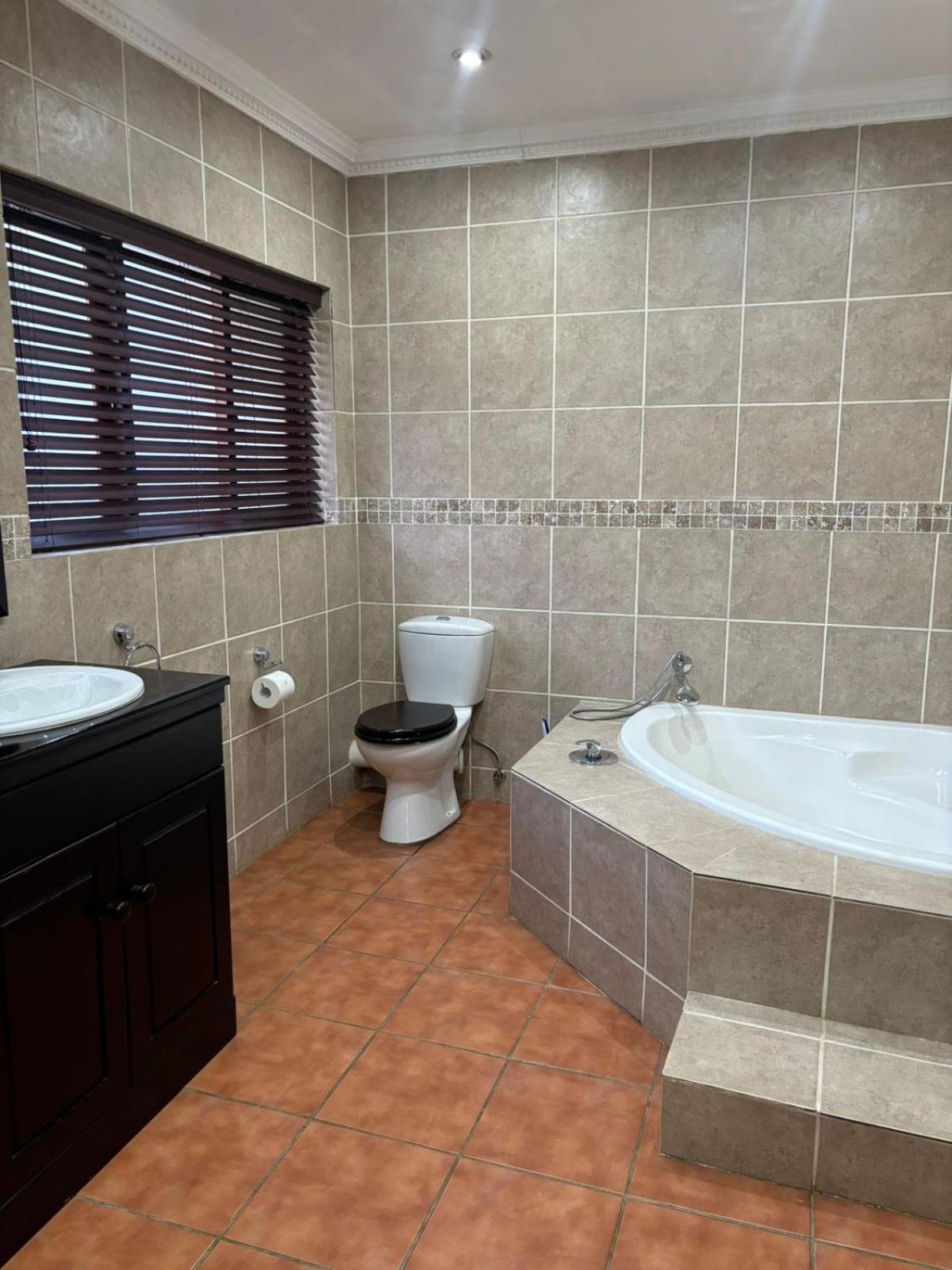 Accommodation Bedfordview - Hethersett Guesthouse