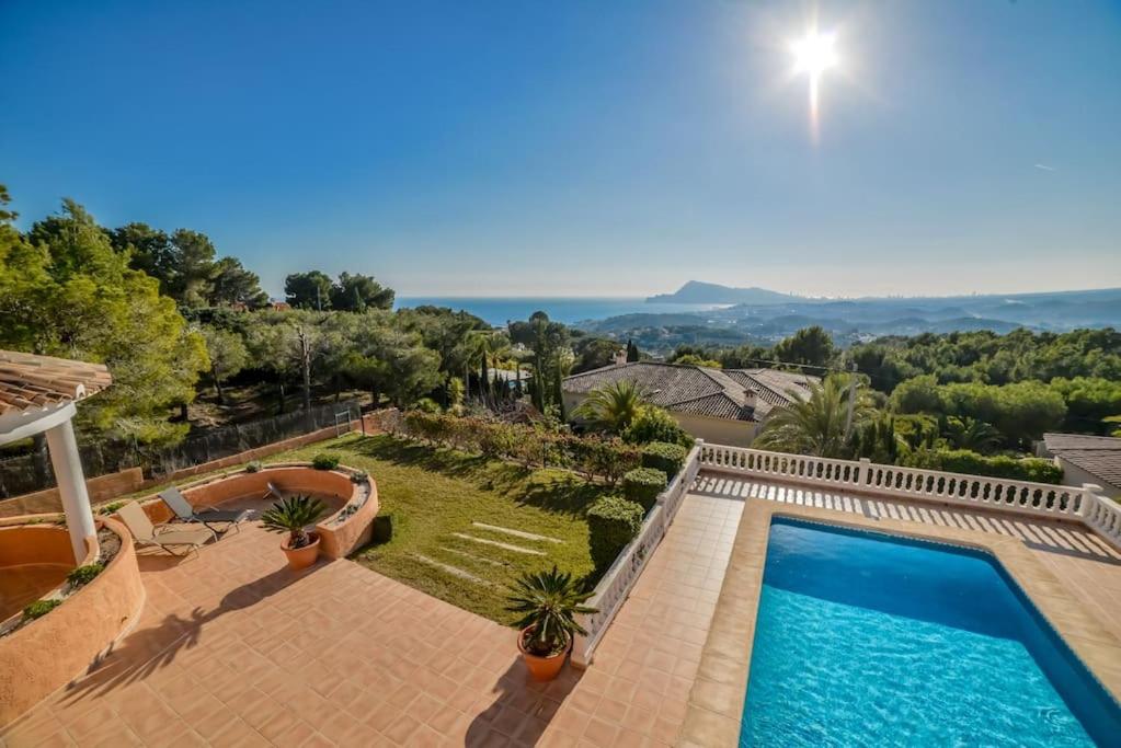 Villa with sea views in Sierra Altea view 4