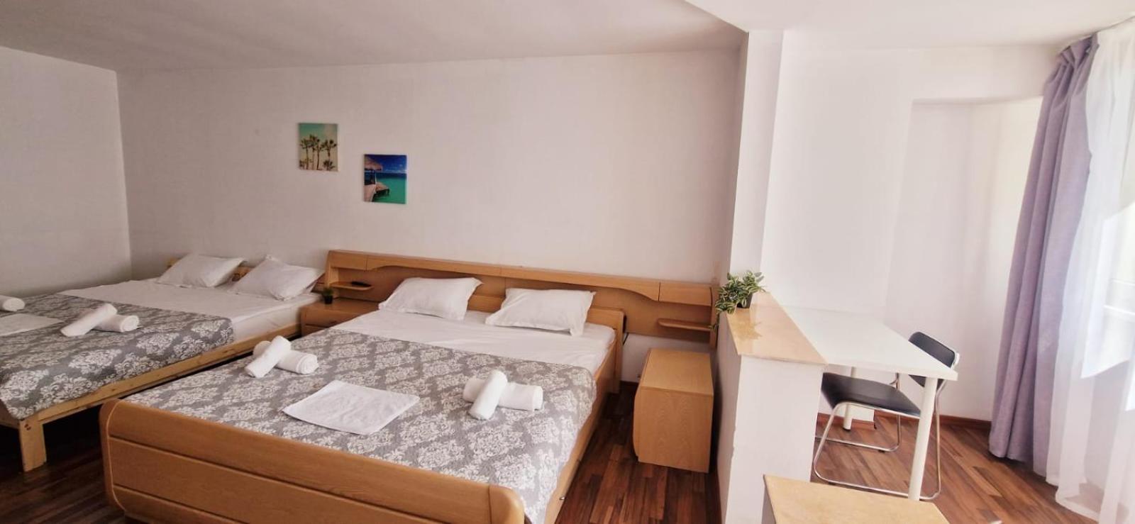 Stephanie Apartment-Centru civic view 4