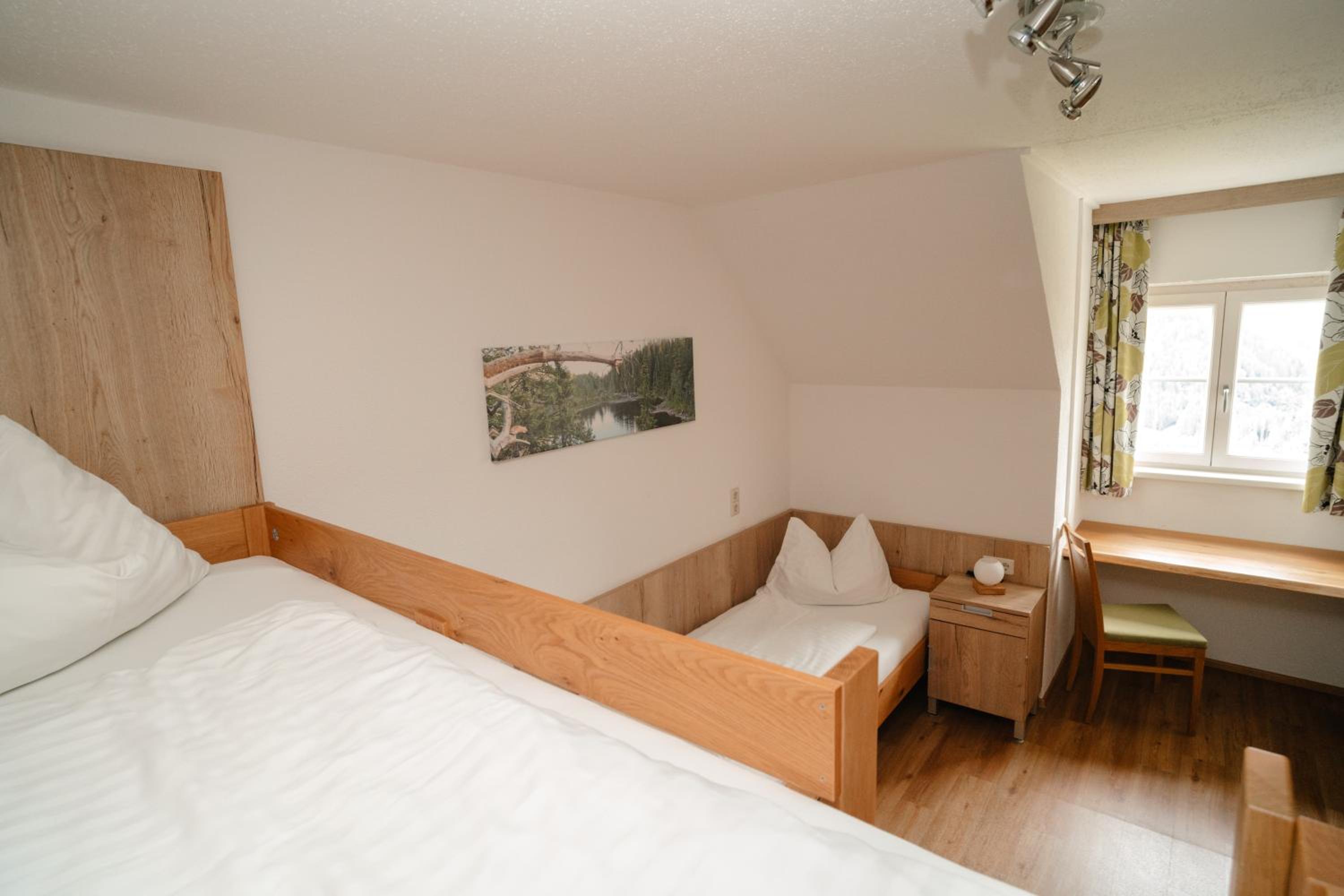 Ertlschweigerhaus Pension - Appartements - Zimmer