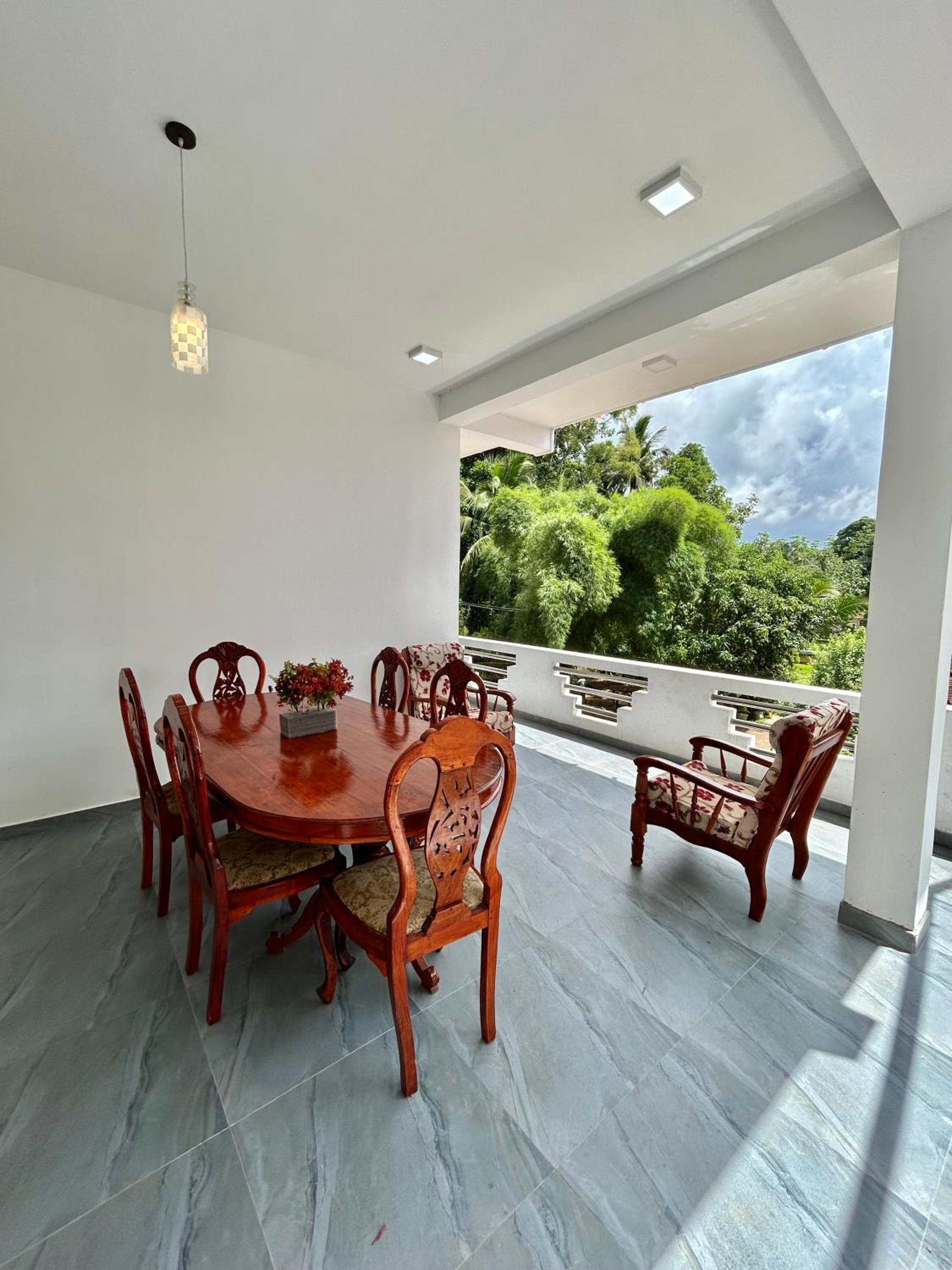 Shadow Homestay