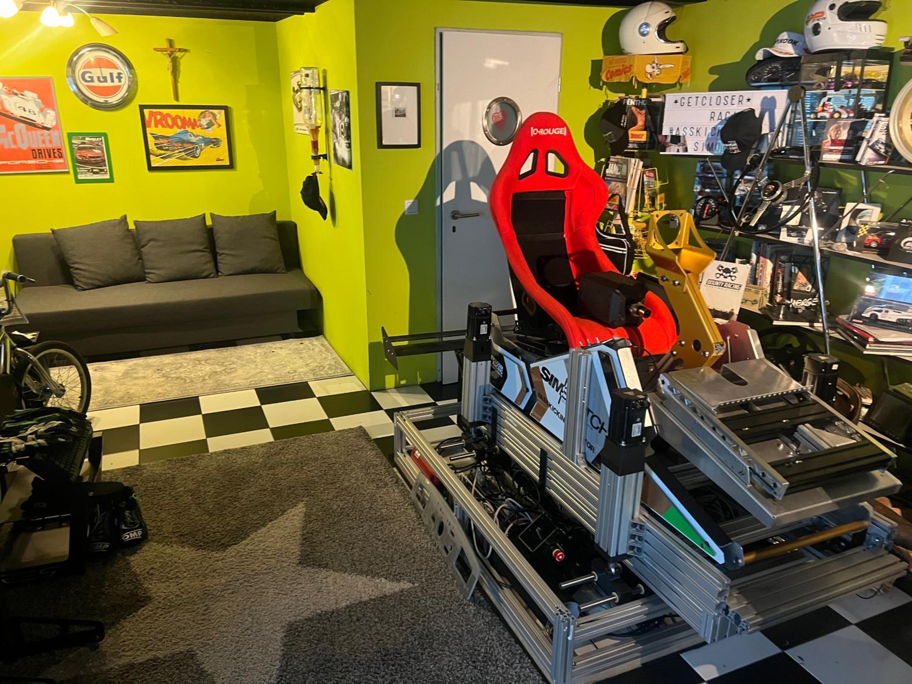 Nerd Heaven EM Haus