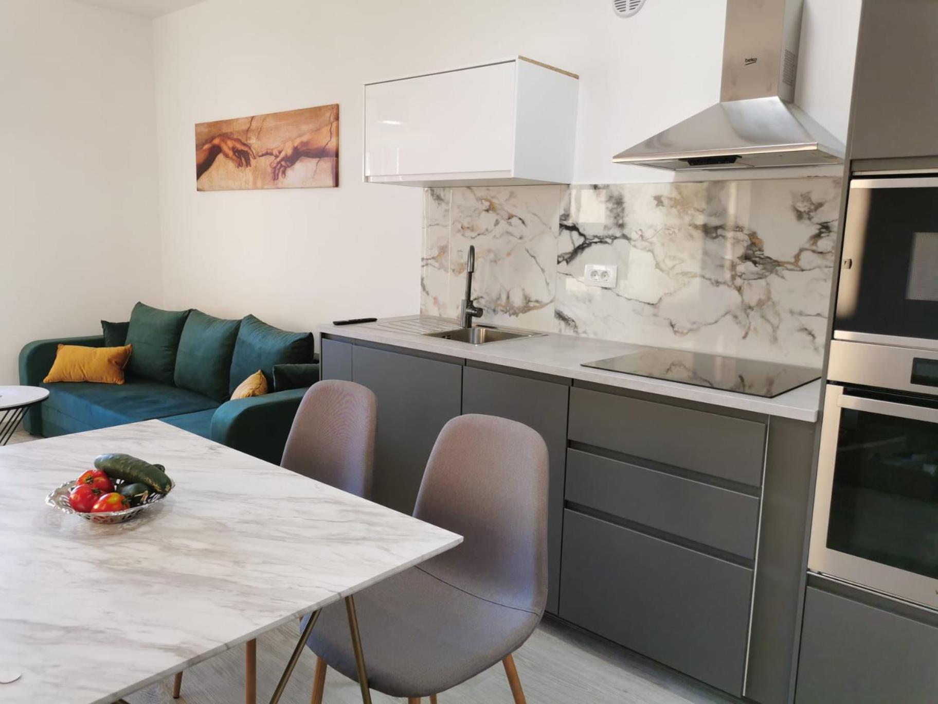 Apartment Adriana