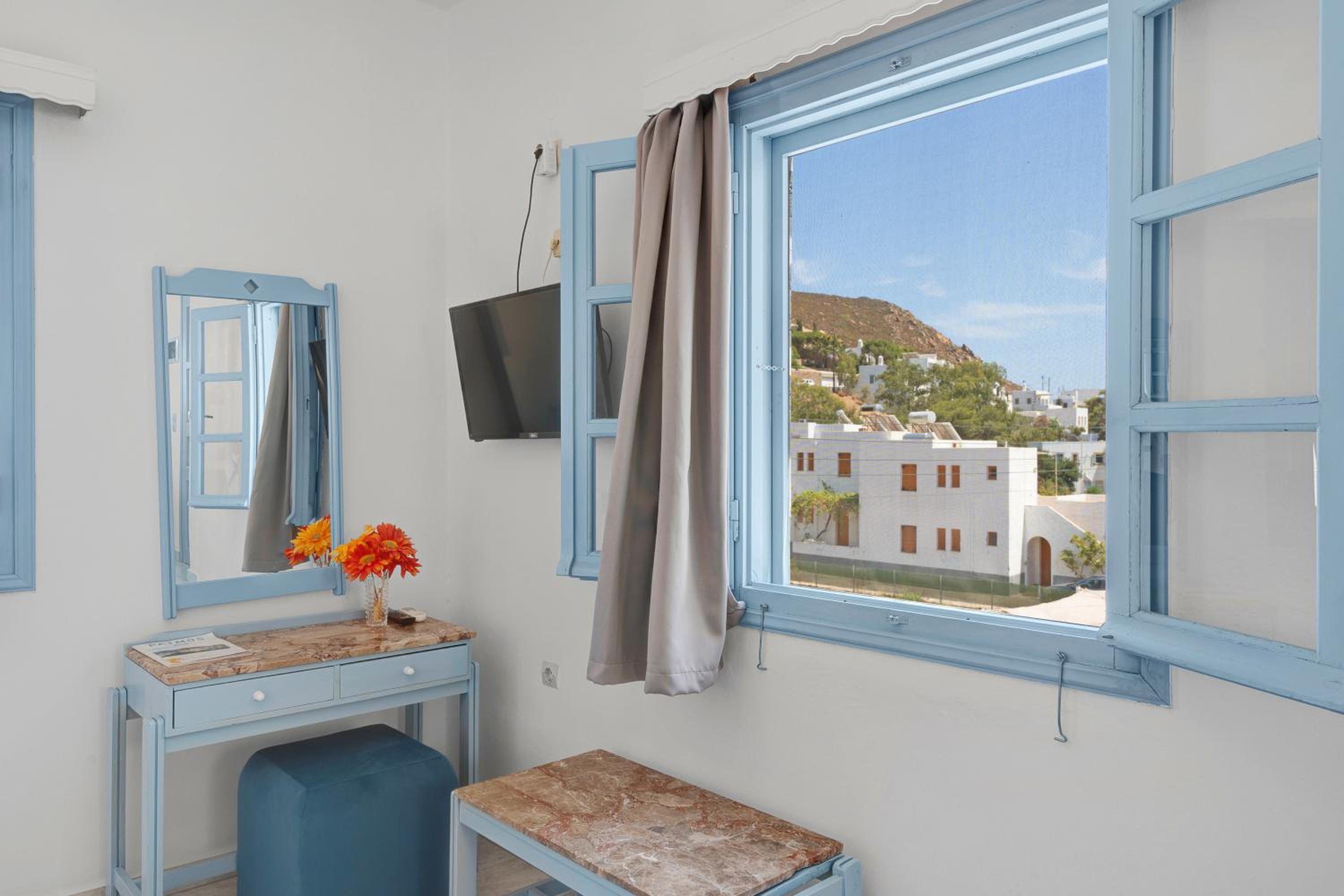 Pico Bello Patmos 28 view 3