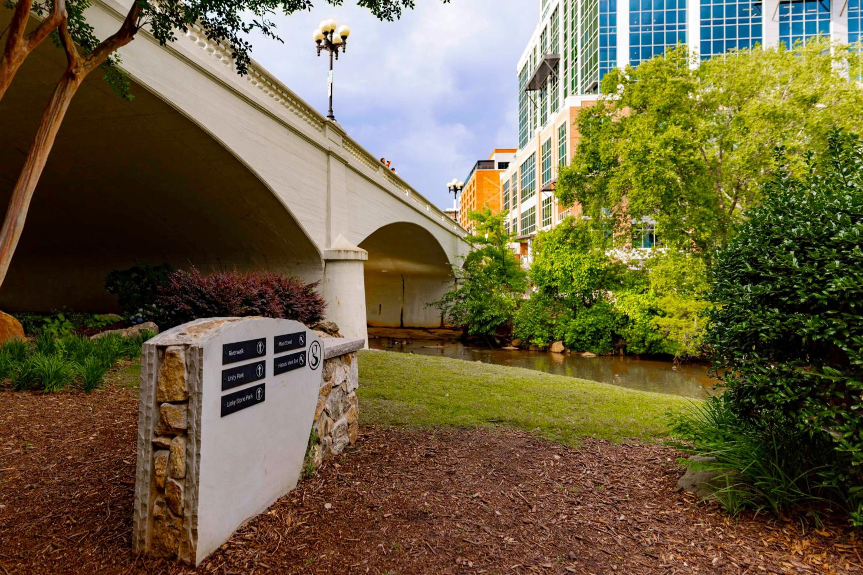 Hilton Greenville-3