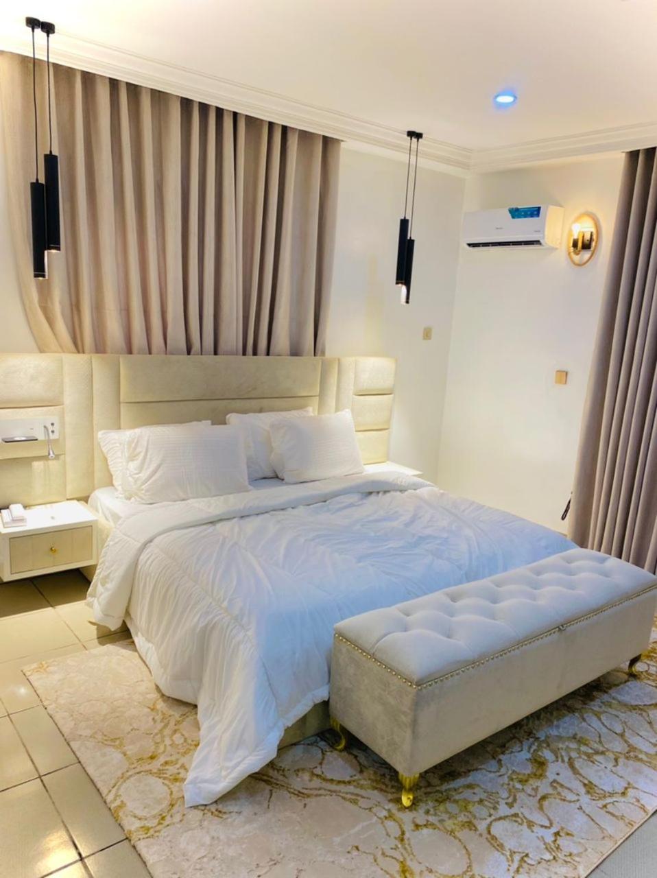 GVS Luxury Suite & Apartment view 4