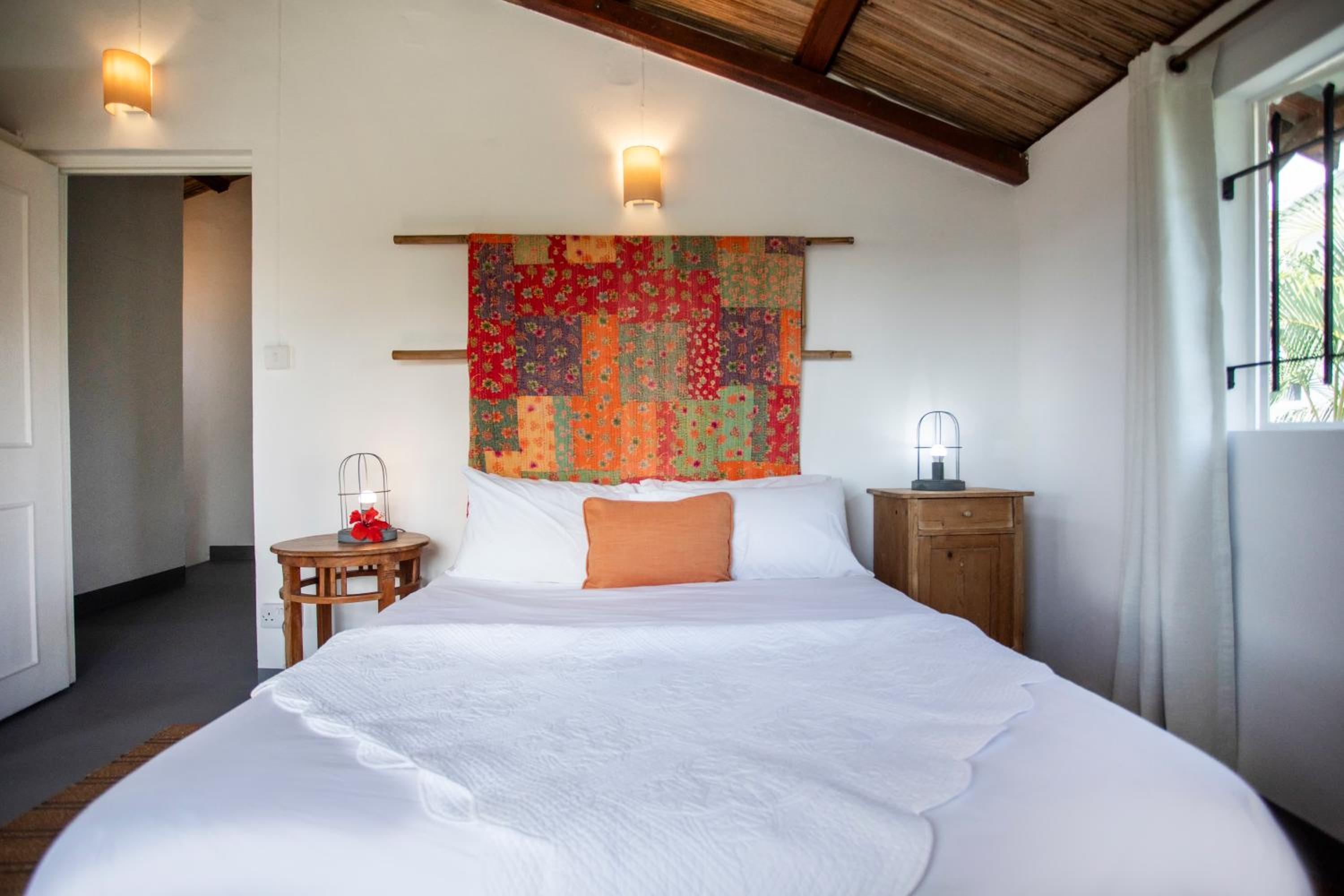 SANDY LANE COTTAGE photo 2