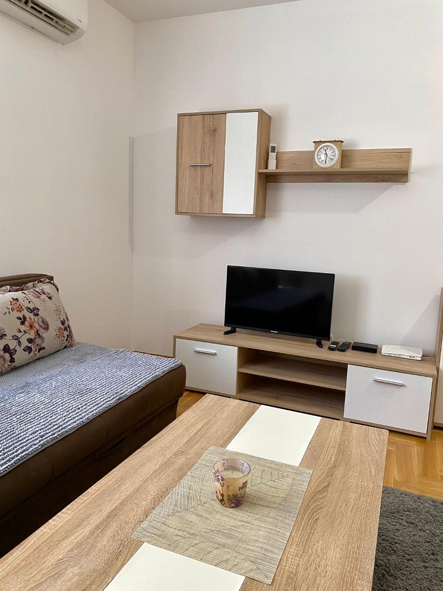 DB Apartment