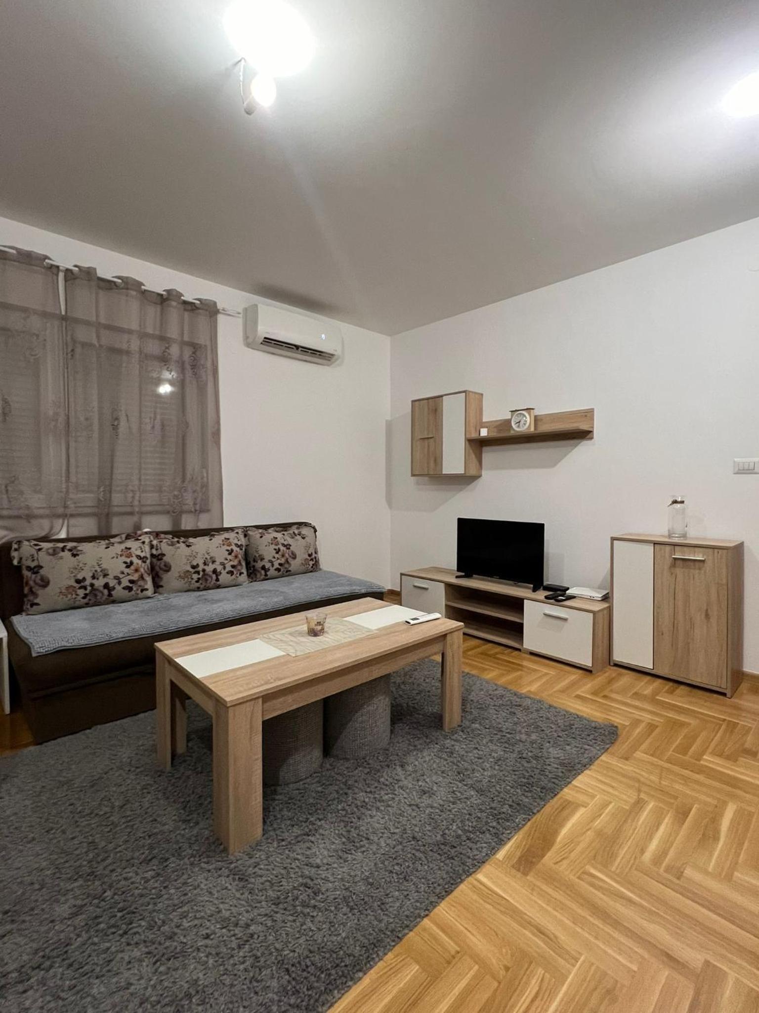 DB Apartment